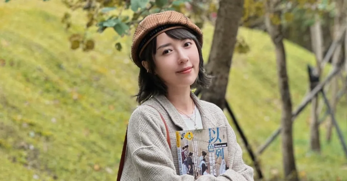 五熊涉嫌向奈良藥師寺國寶「佛足石」潑灑祈福液體,22日再度入境日本時遭警方逮捕。(臉書)