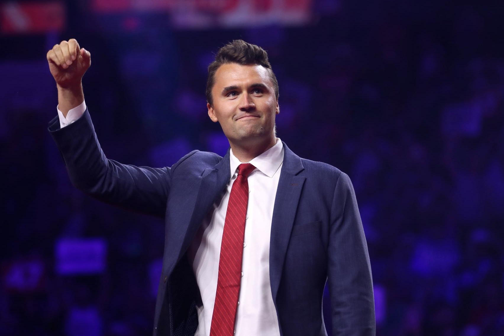 美國保守派政治評論員、川普盟友查理柯克，今日在校園辯論時遭槍擊。（翻攝自Charlie Kirk臉書）