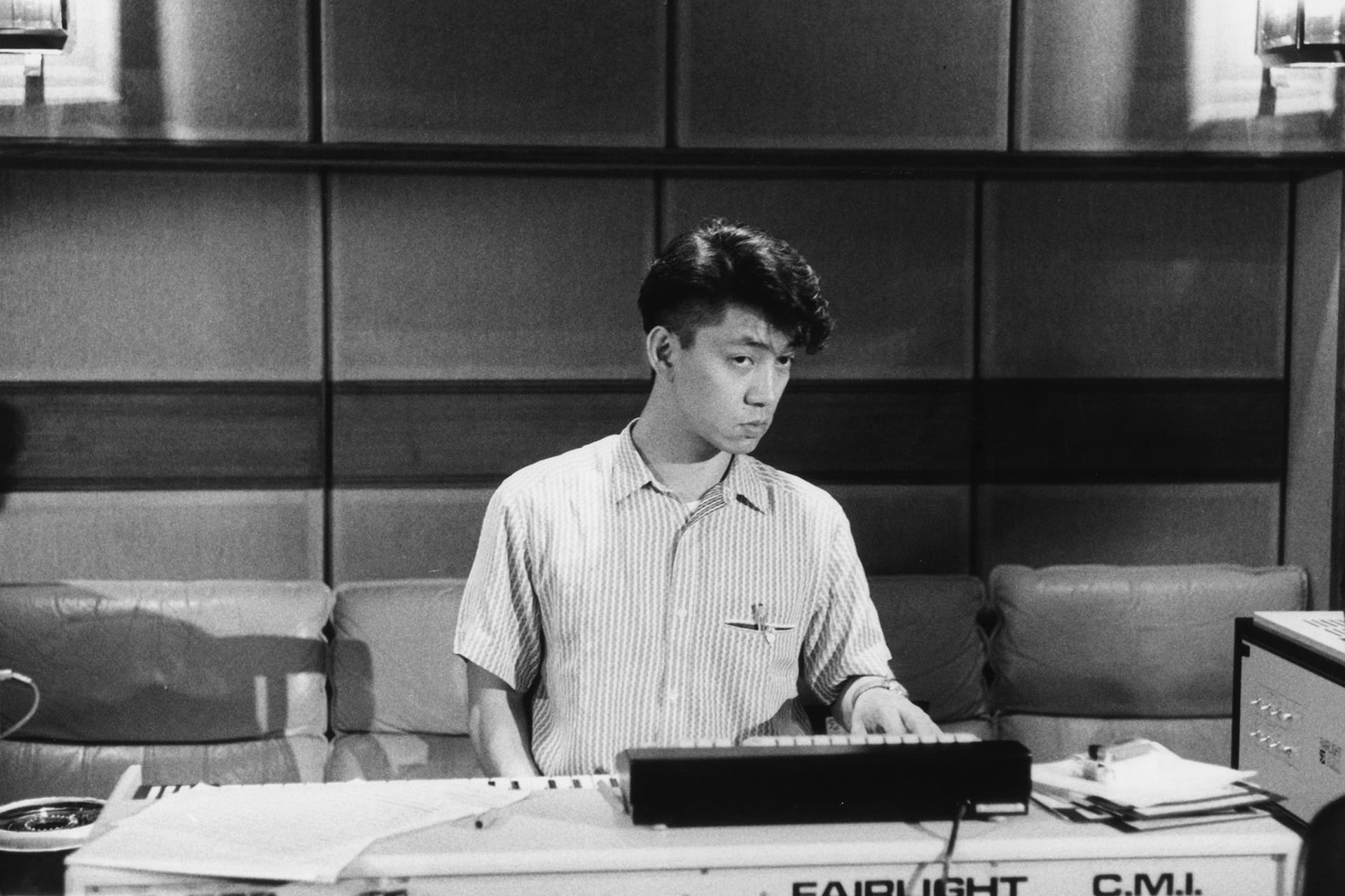 紀錄片《坂本龍一：東京旋律》4K修復版本首度登上台灣大銀幕。（佳映娛樂提供）