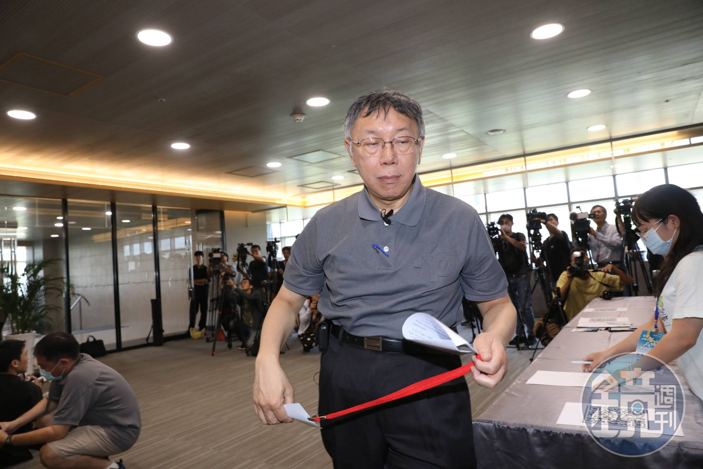 柯文哲遭爆今年5月花4,300萬元買下濟南大樓3樓商辦。(本刊資料照)