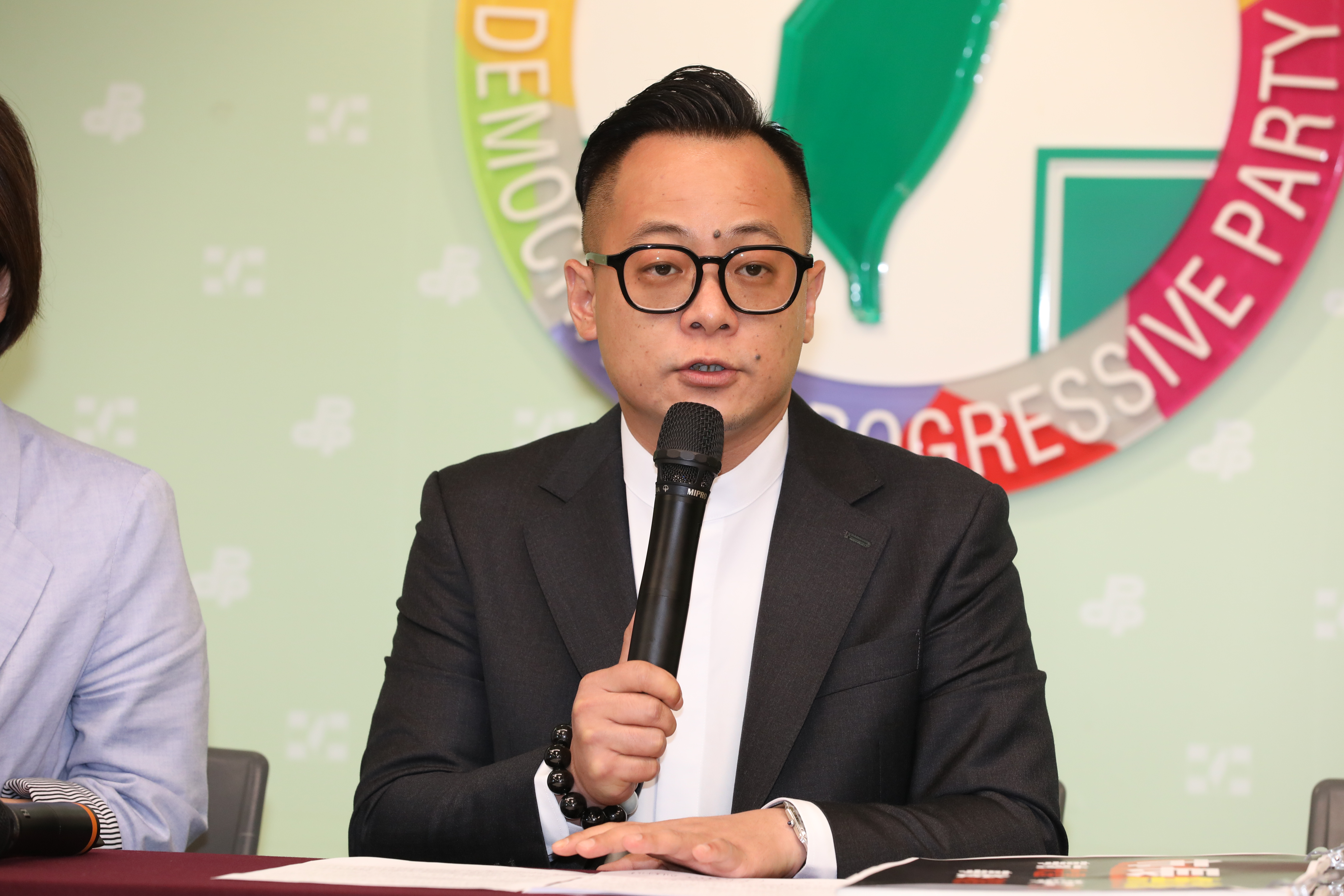 謝國樑為虐童案道歉! 童子瑋拋「兒少保護4承諾」:基隆孩子不需要市長的眼淚