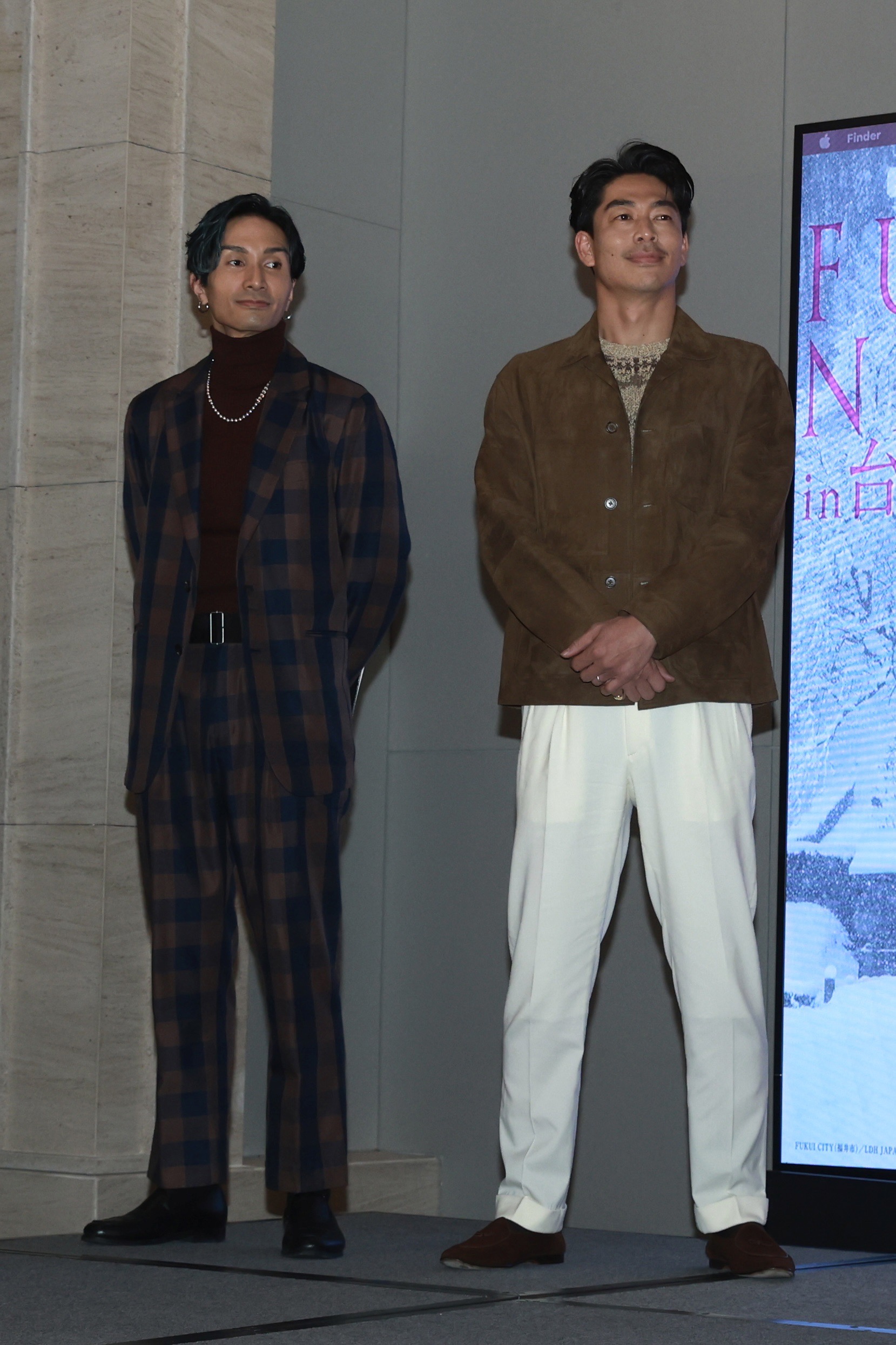  Akira（右）與橘Kenchi都有關心世界棒球12強賽事。