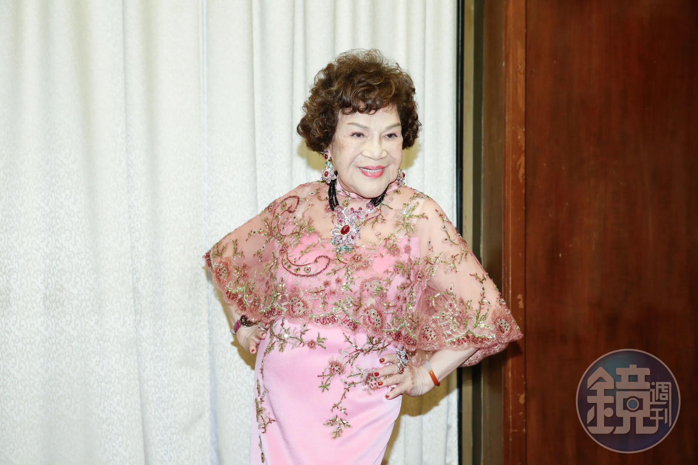 周遊喝喜酒因位置不佳憤而離席。（本刊資料照）