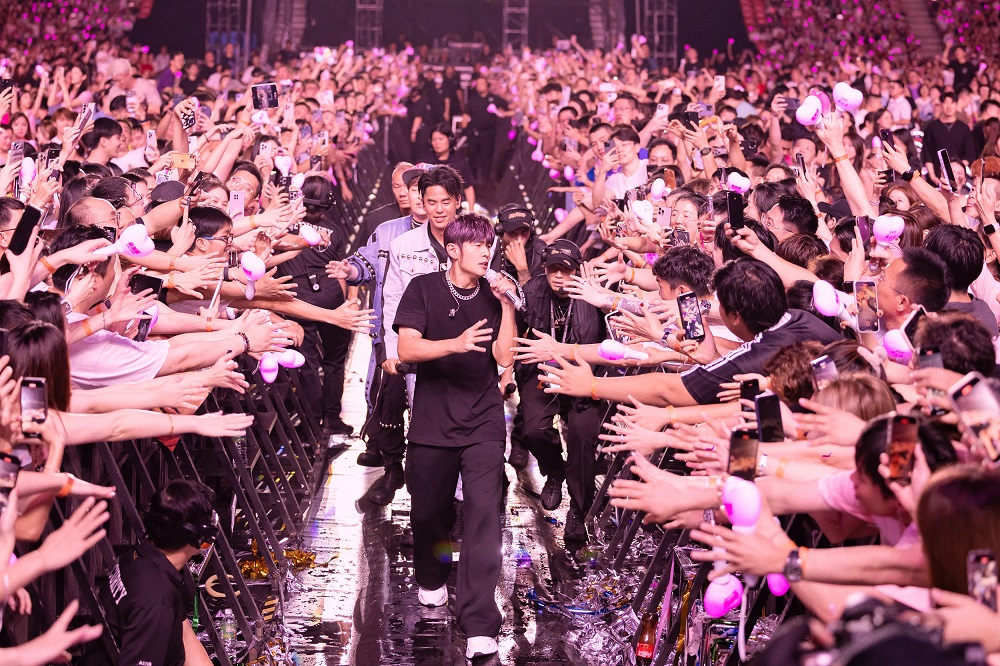 周杰倫大巨蛋演唱會一票難求，今加賣「部分視線遮蔽區」依然秒完售。（翻攝自杰威爾音樂 JVR Music臉書）