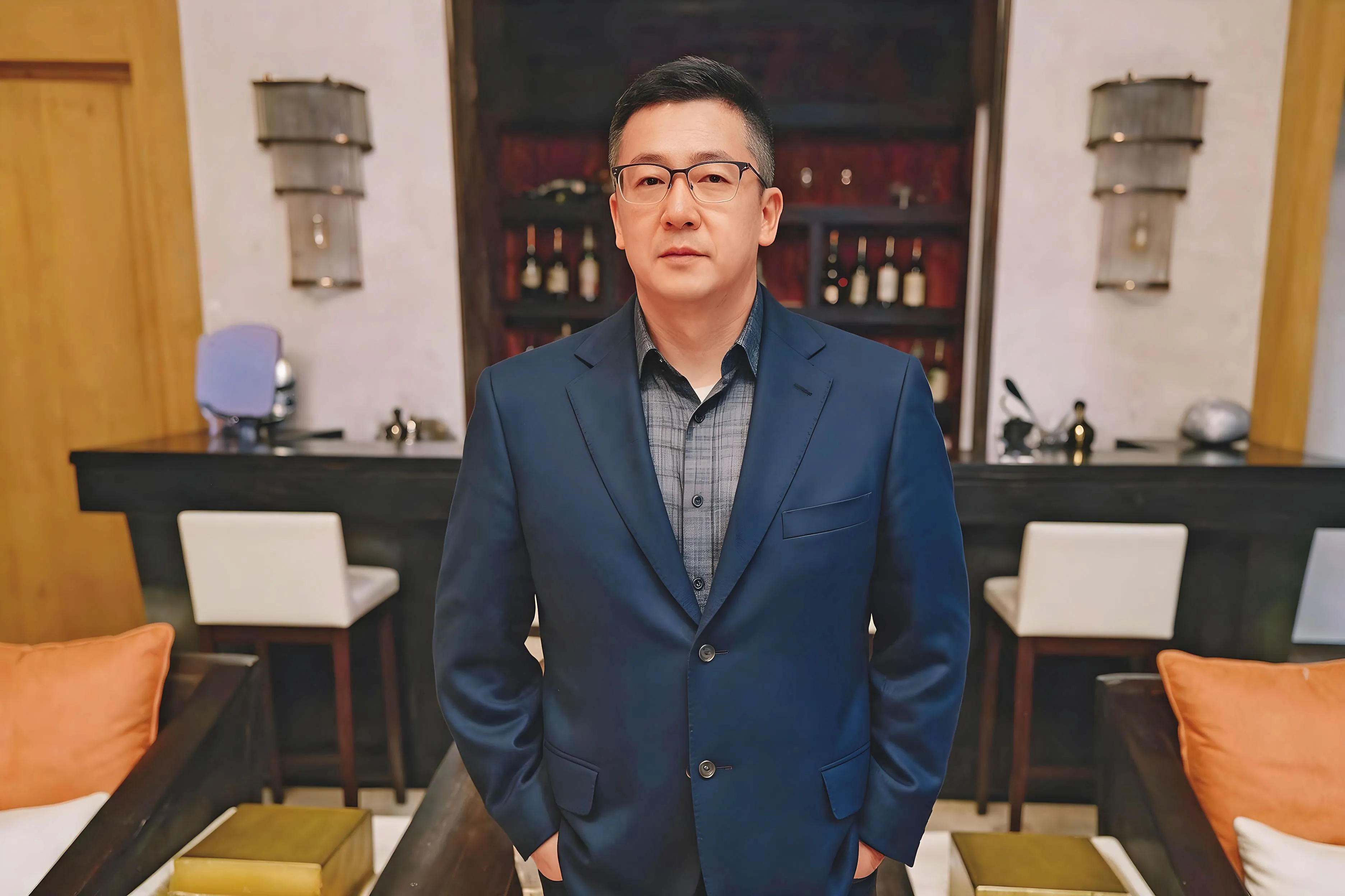 盜賣晶片藏鏡人3／盜賣晶片海撈數億　他們極樂橫濱慶功找AV女優作陪