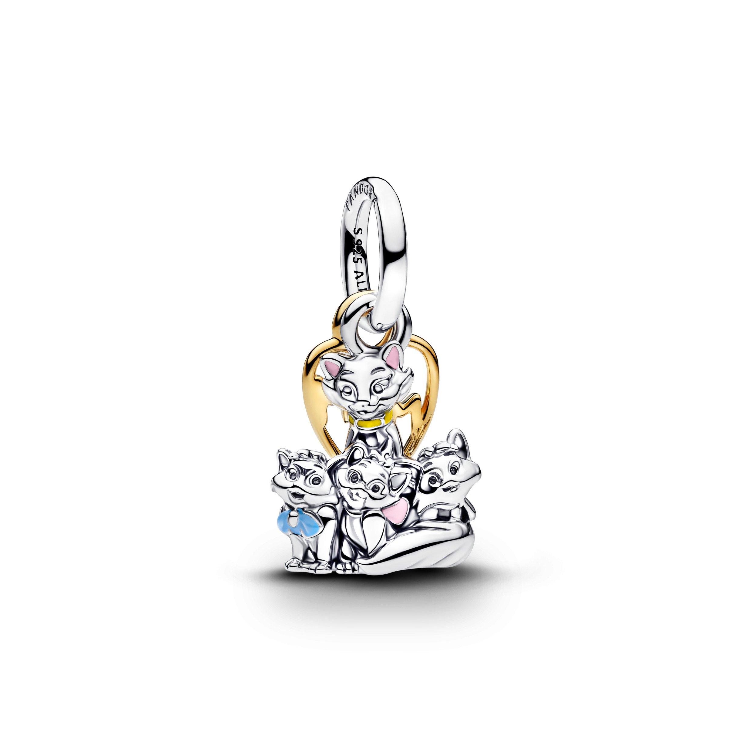 《貓兒歷險記》杜翠絲與三隻小貓造型吊飾。NT$3,280（PANDORA提供）