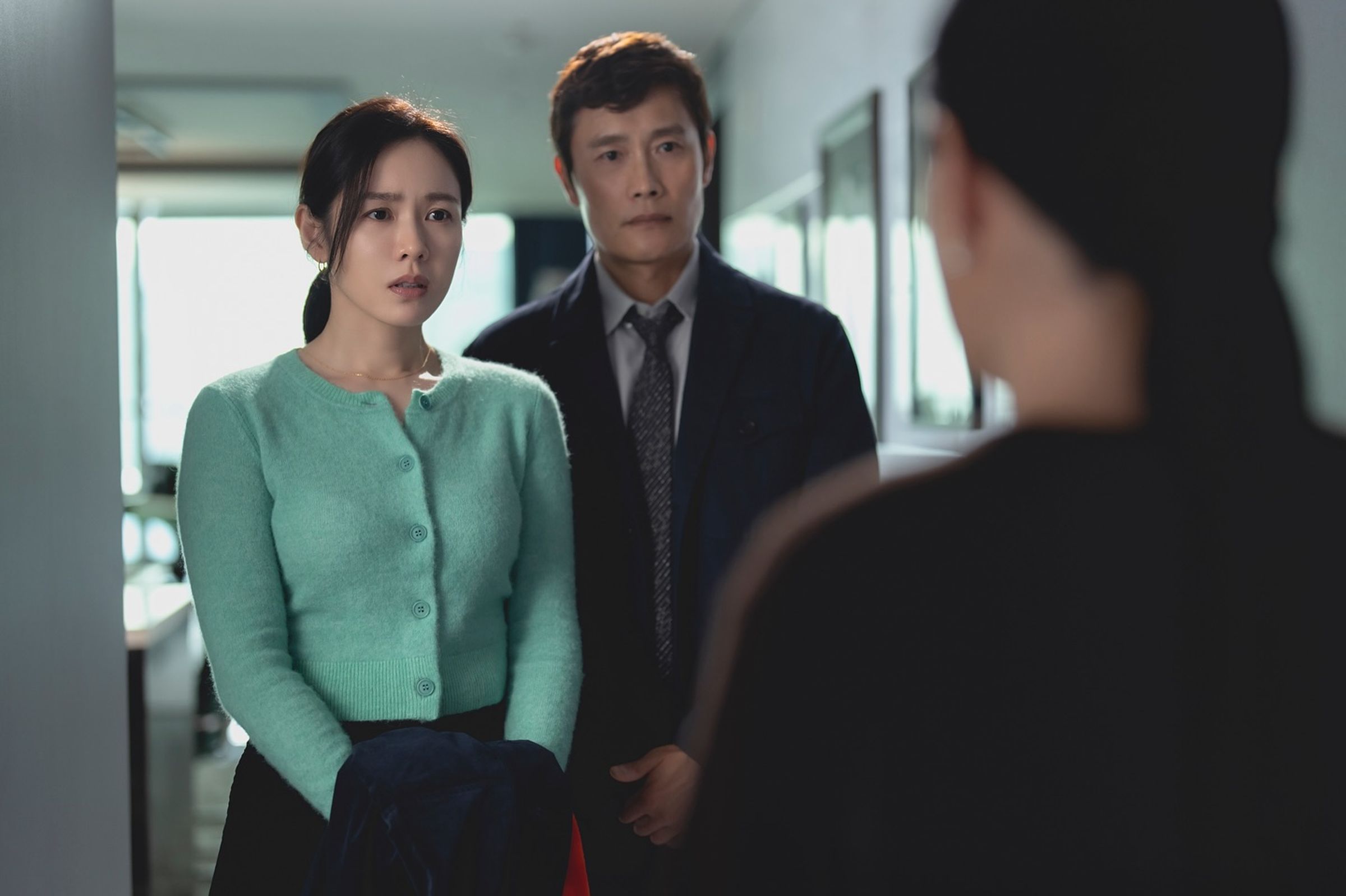 孫藝真與李炳憲在電影《徵人啟弒》飾演夫妻。（翻攝李炳憲INS）