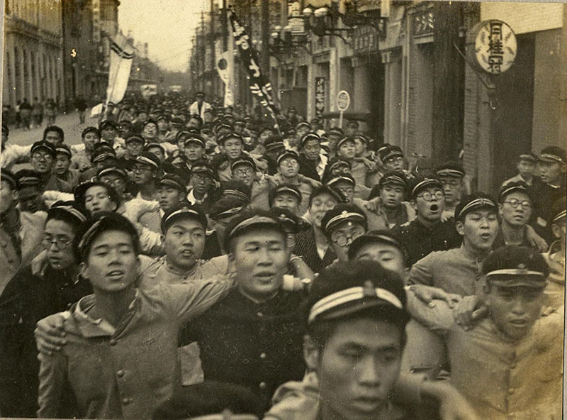 Storm除了在校園進行,有時也會到榮町(現台北衡陽路一帶)慶祝。(翻攝自台師大官網)