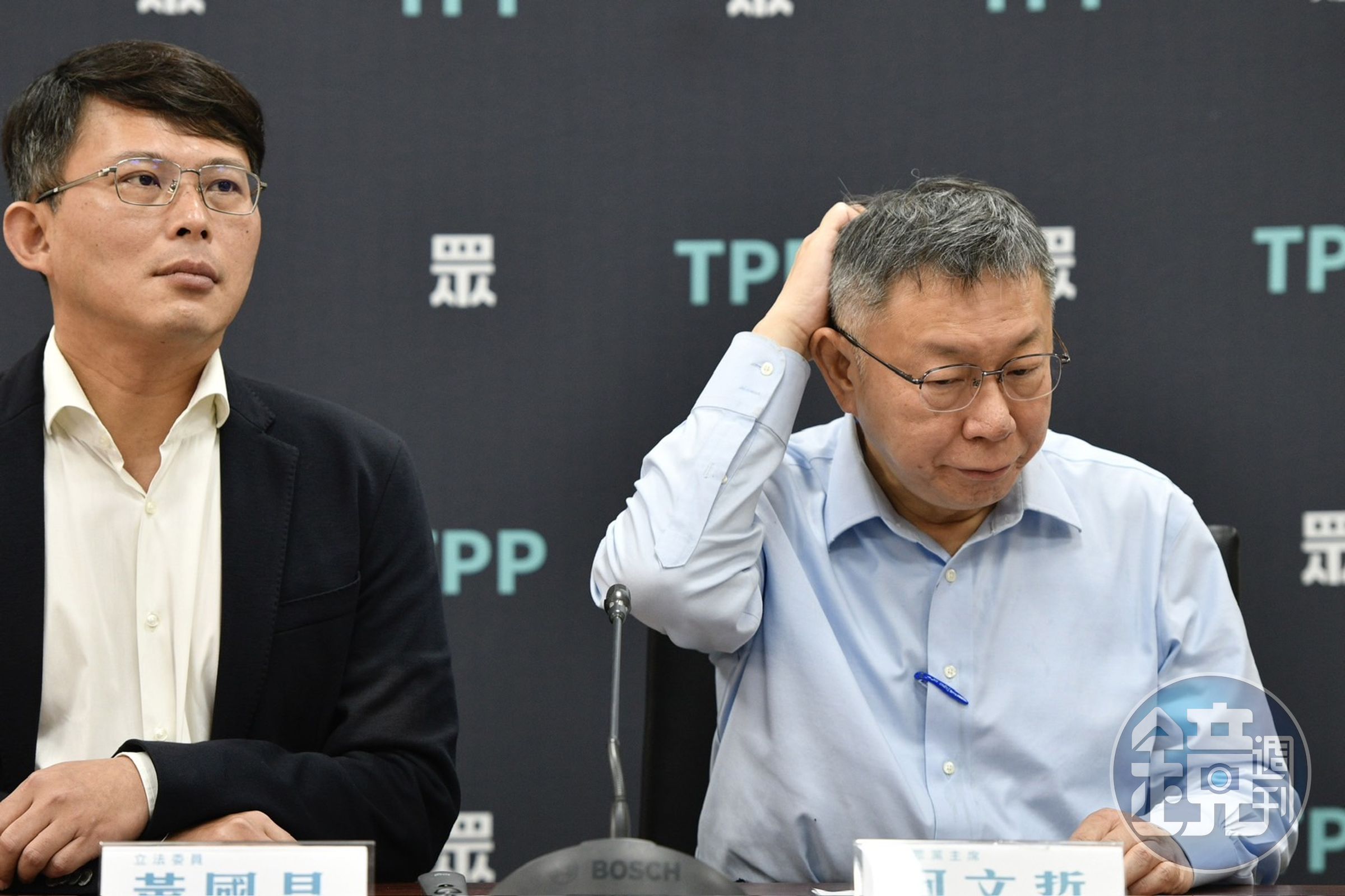 柯文哲上午和黃國昌一起現身受訪，談及最近的NCC人事話題，稱他在蔡總統提出時就擋掉了。