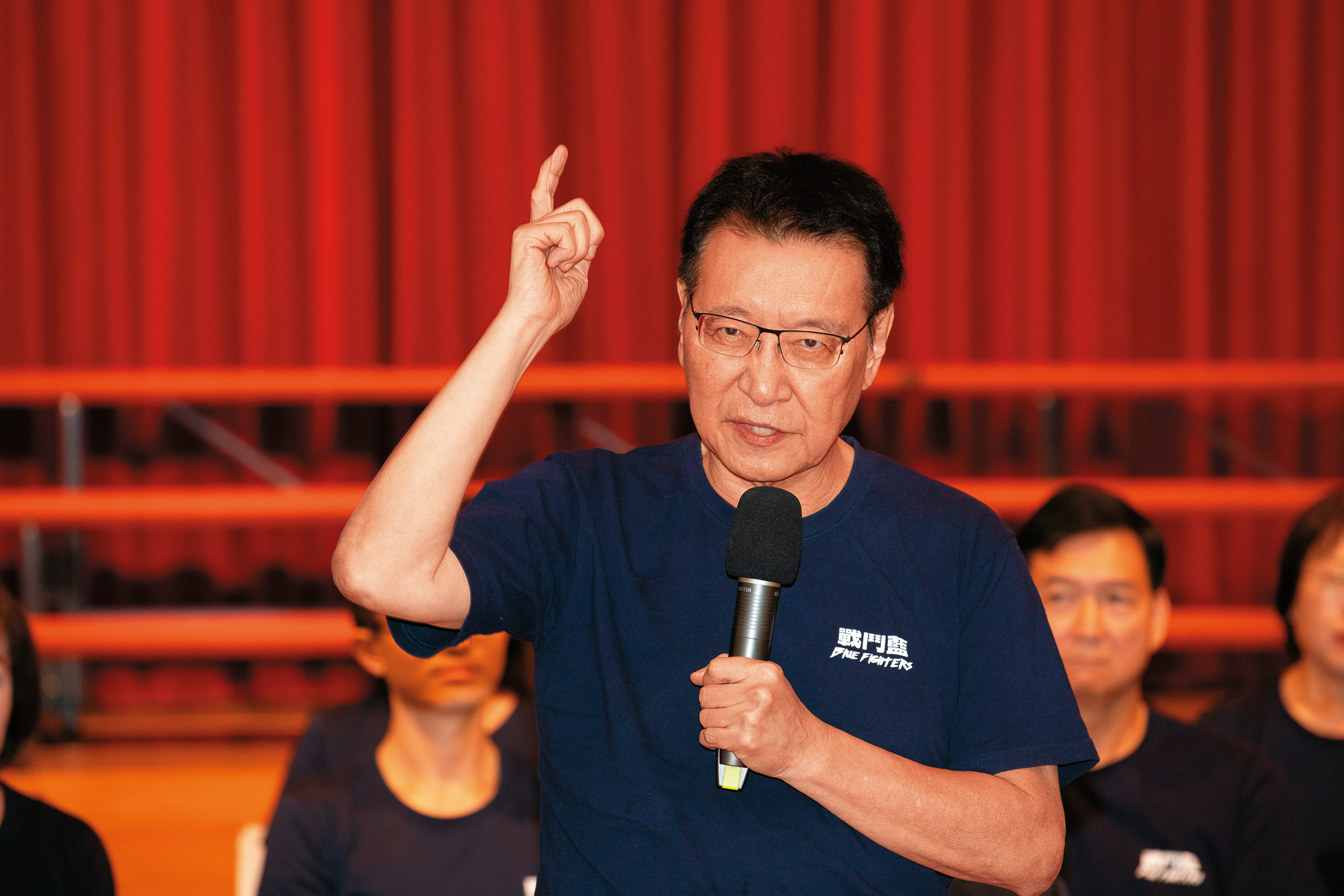 面對藍委憂心總統選局衝擊立委,趙少康將辦北中南3場大造勢,全力拉抬小雞。