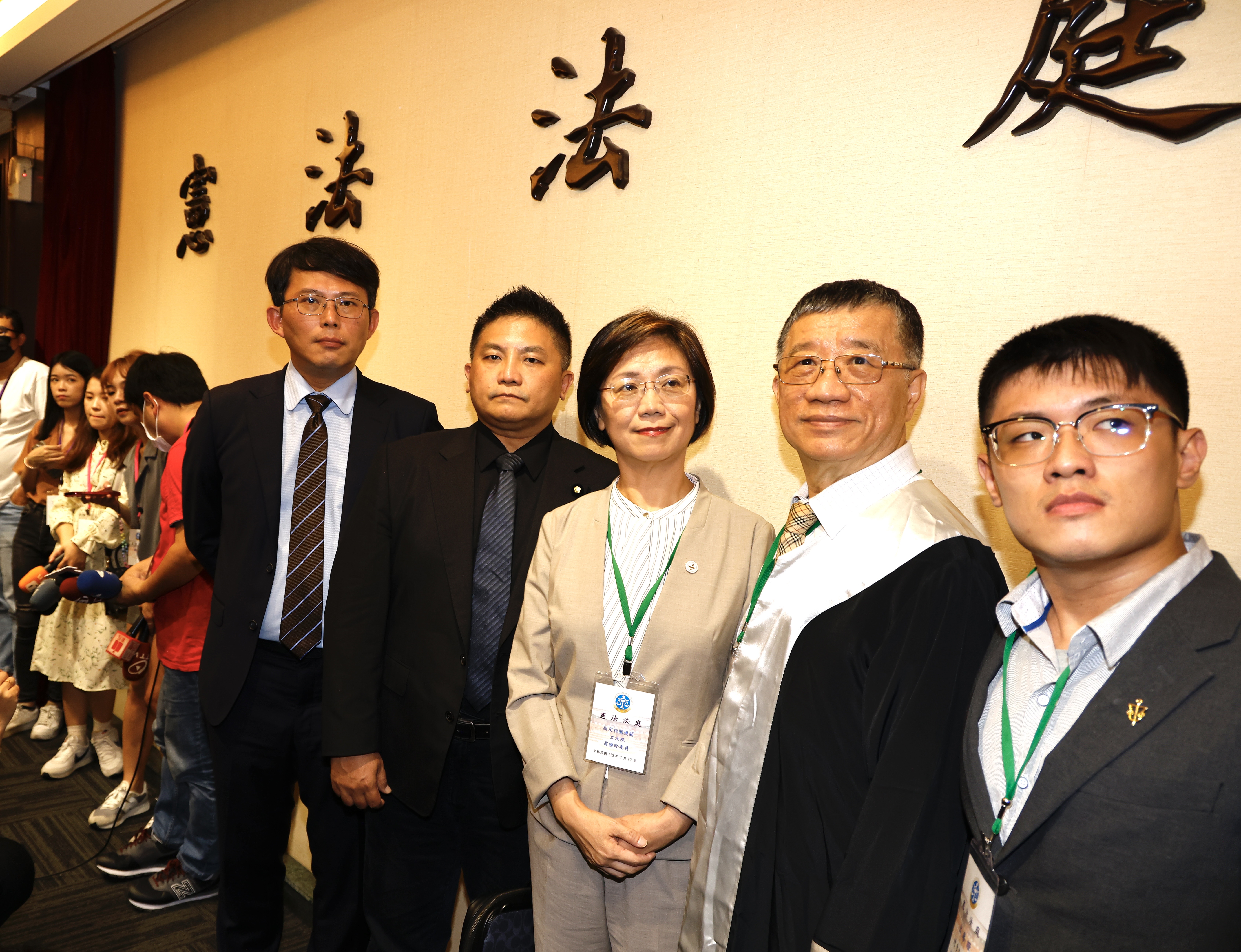 憲法法庭於今日開庭審理針對國會職權修法是否准予暫時處分，圖為出席之國民黨代表與黃國昌。