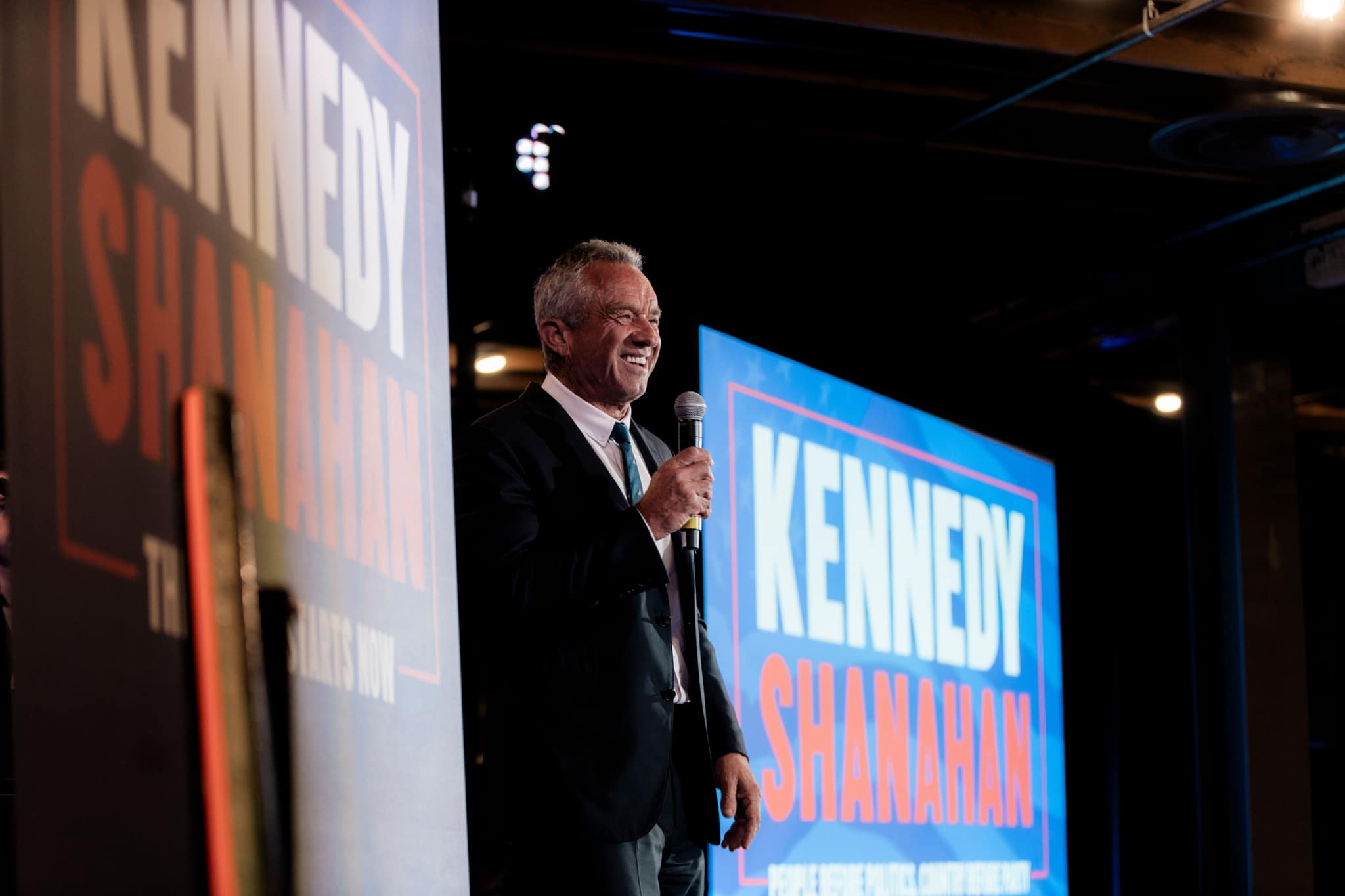 小勞勃甘迺迪宣布暫停競選活動並改支持川普，引發手足不滿，痛批他背棄了家族的價值觀。（翻攝自臉書Robert F. Kennedy, Jr）