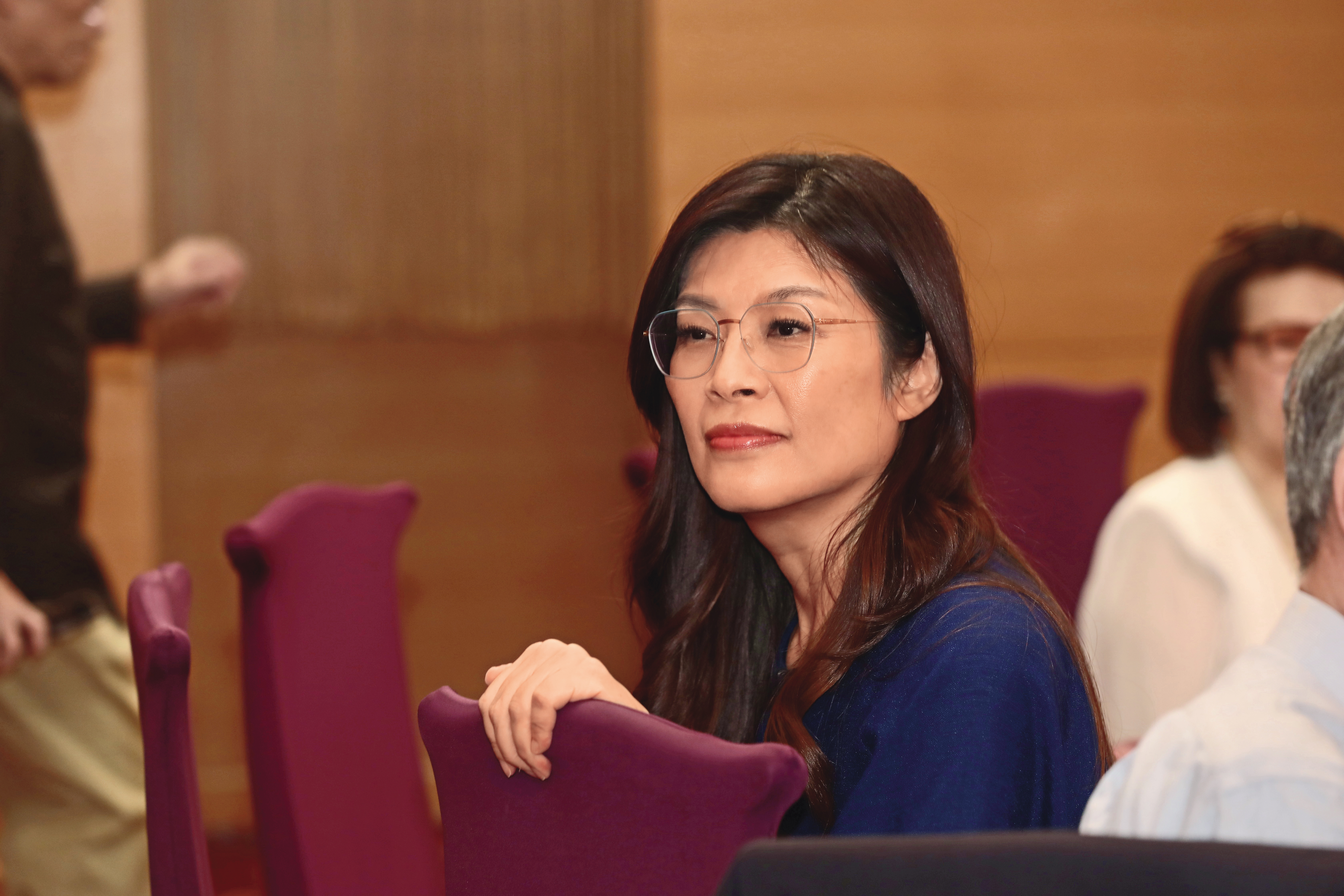 鄭麗文聲勢領先，在藍營世代交替呼聲備受期待，還獲得多數軍系支持。（鏡報林煒凱）