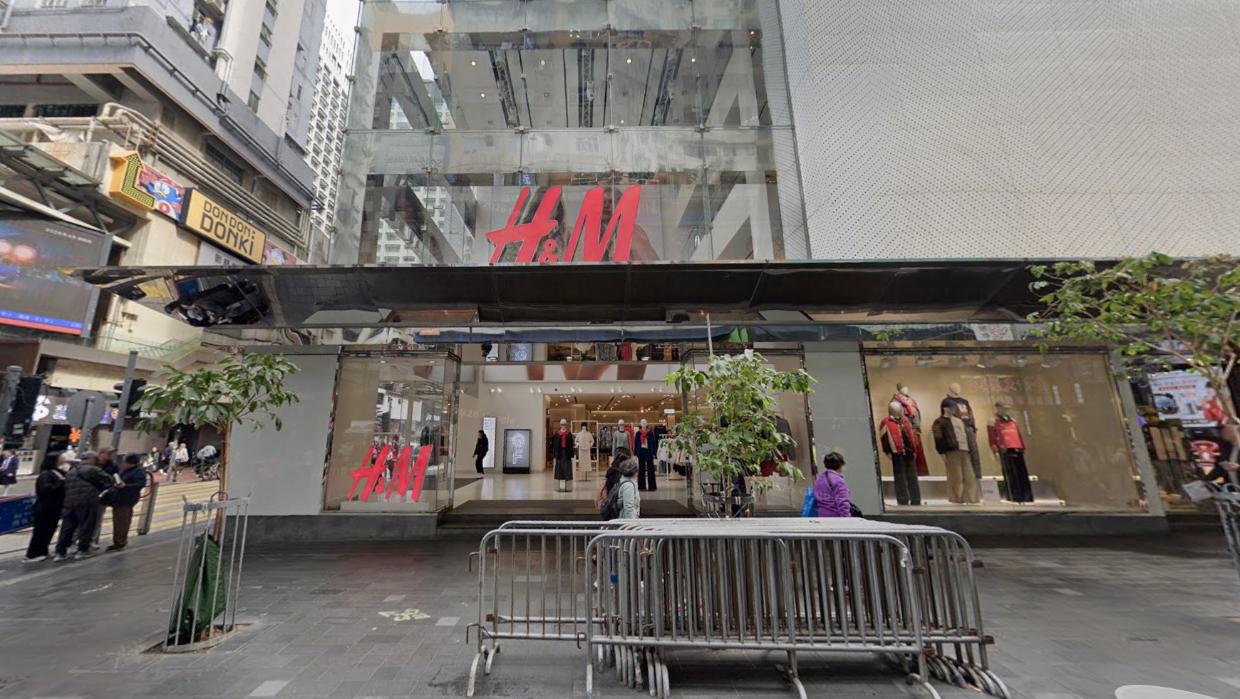 H&M香港銅鑼灣旗艦店已在今年2月熄燈。（翻攝自Google Maps）
