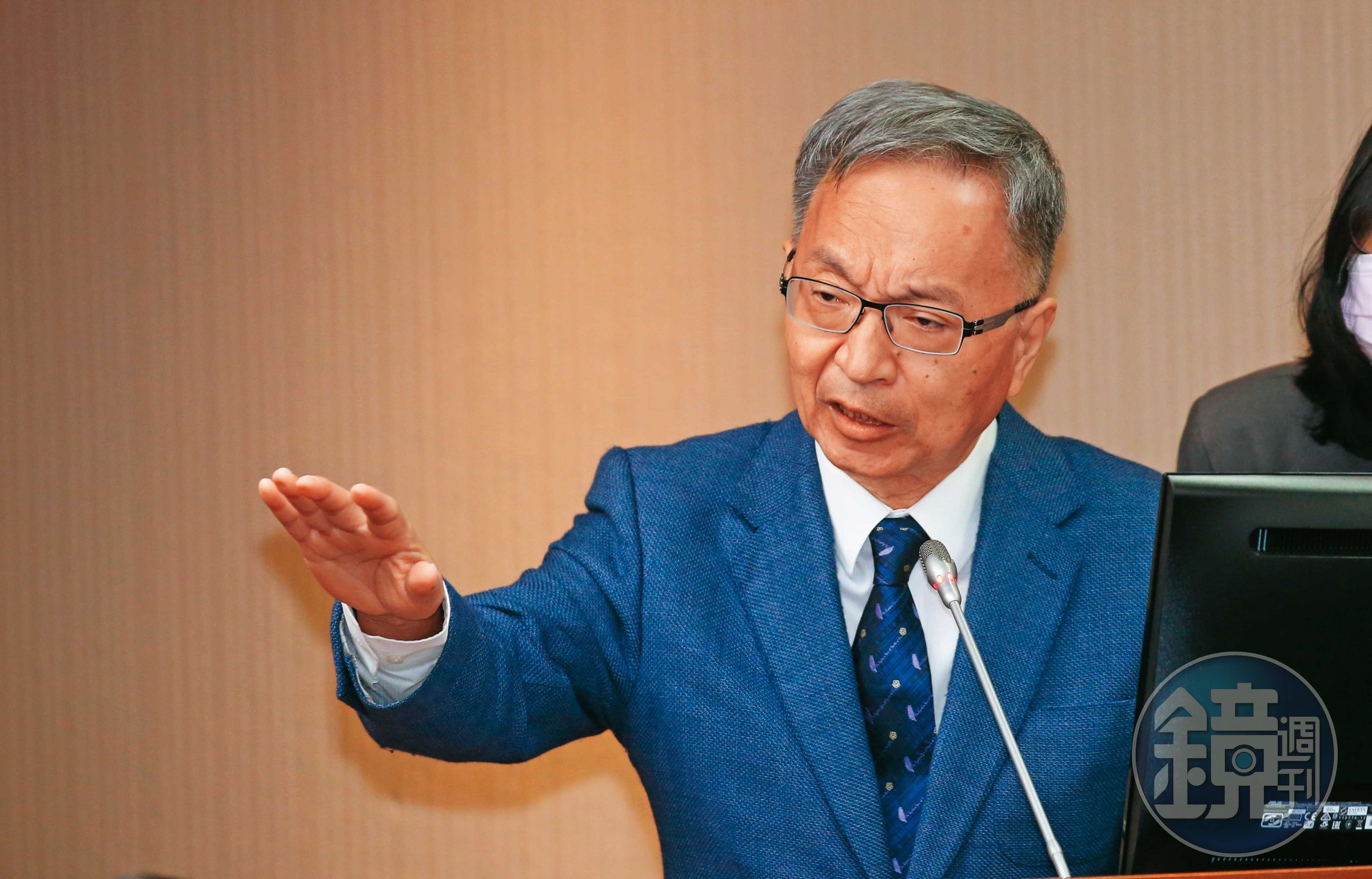 衛福部長薛瑞元致力推動長照政策，也不諱言有浮報等弊端需防堵。（賴智揚攝）
