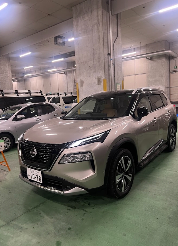 連公司車的車號都選擇「10-78」。