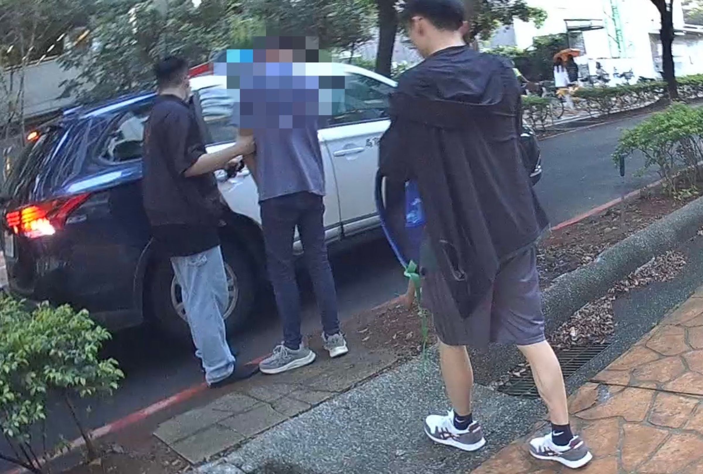 警方逮捕2名車手。（警方提供）