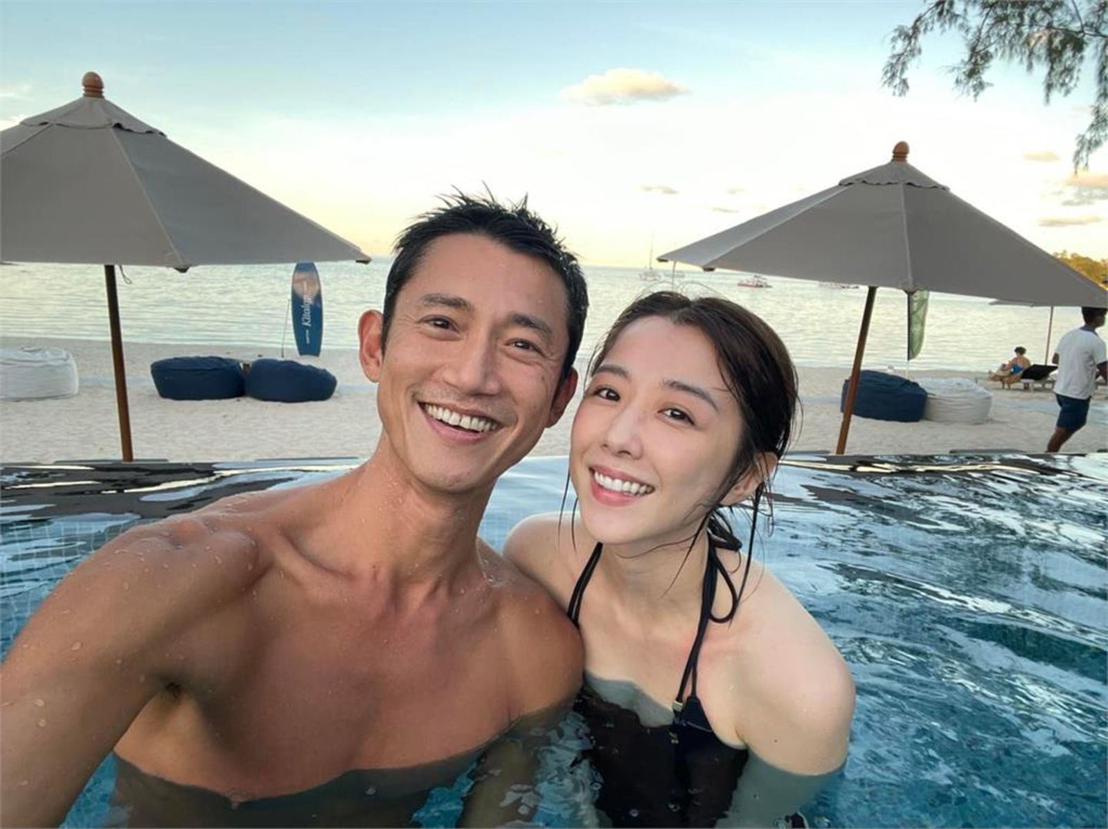 吳慷仁和邵雨薇曾短暫分手一年,復合後穩交至今。(翻攝自吳慷仁臉書)