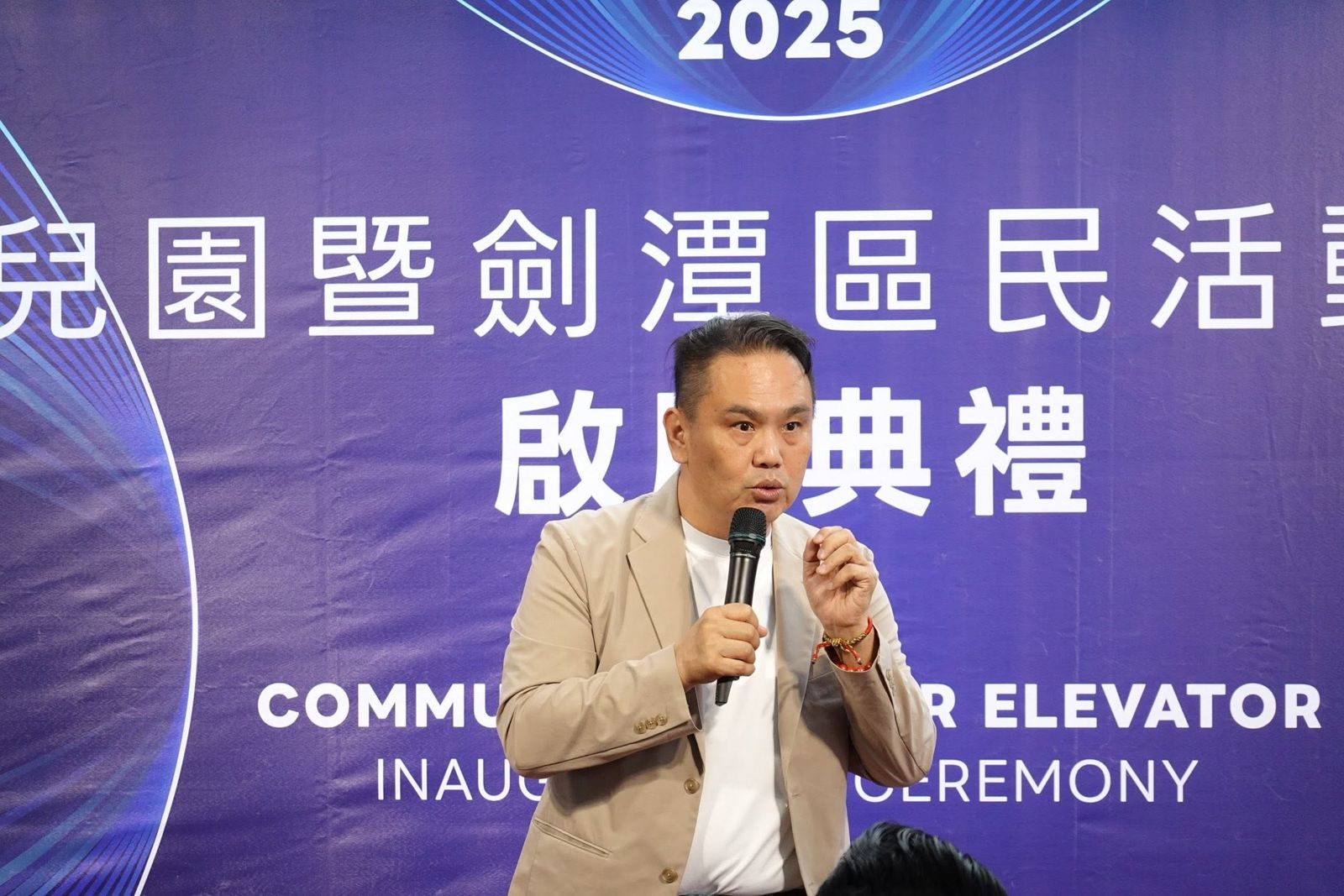 才抽中12號喊拚連任! 北市議員陳重文驚傳「涉選罷法遭搜索」