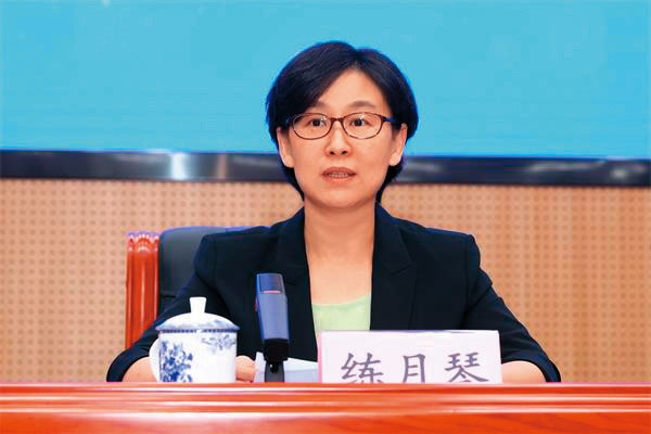 江蘇台辦主任練月琴(圖)以調研政情為名,在南通市邀集台灣名嘴舉辦座談,企圖影響輿論。(翻攝江蘇省台辦官網)
