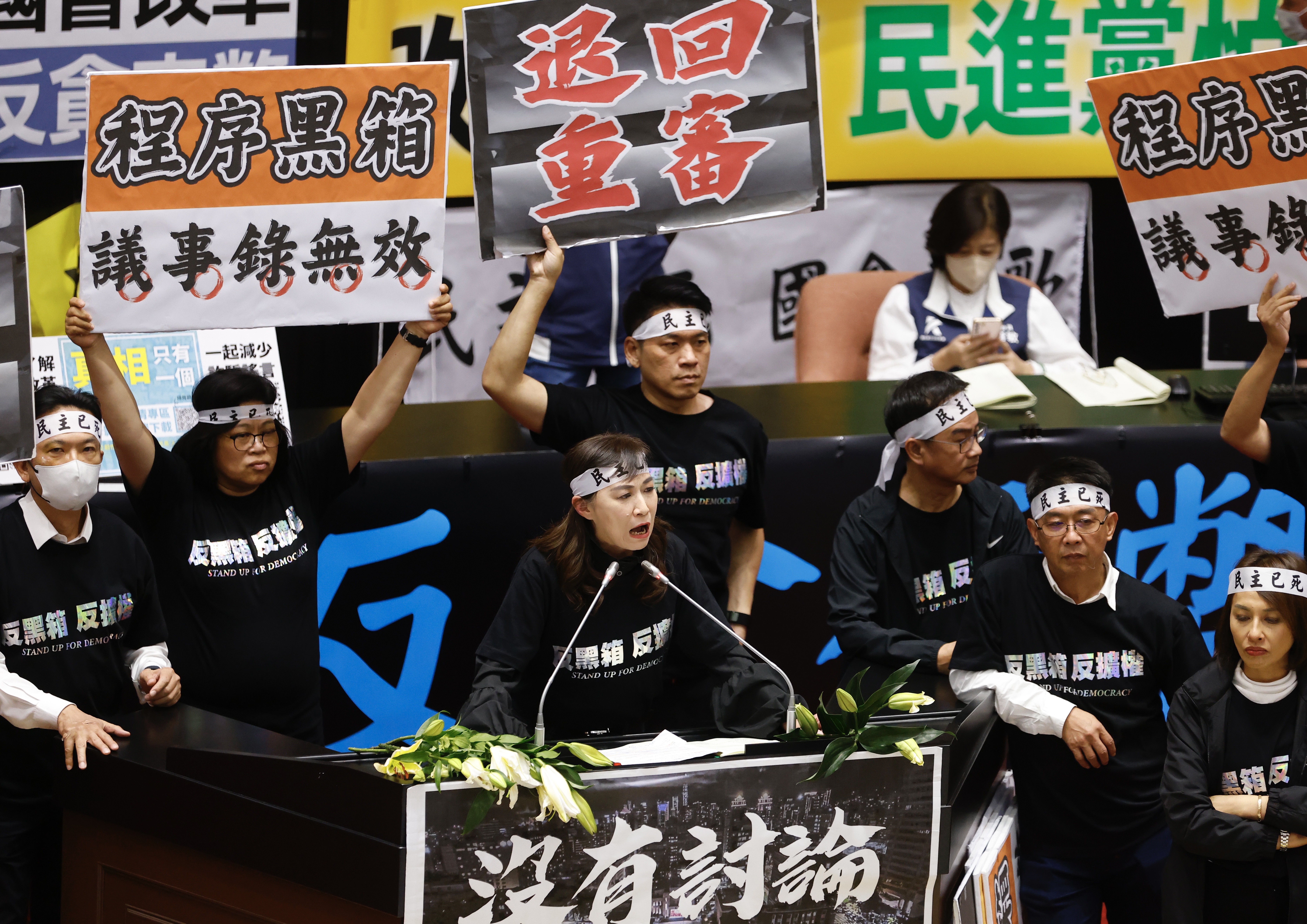 傅崐萁痛批民進黨為反對而反對,拖延議事,讓國會空轉損耗。