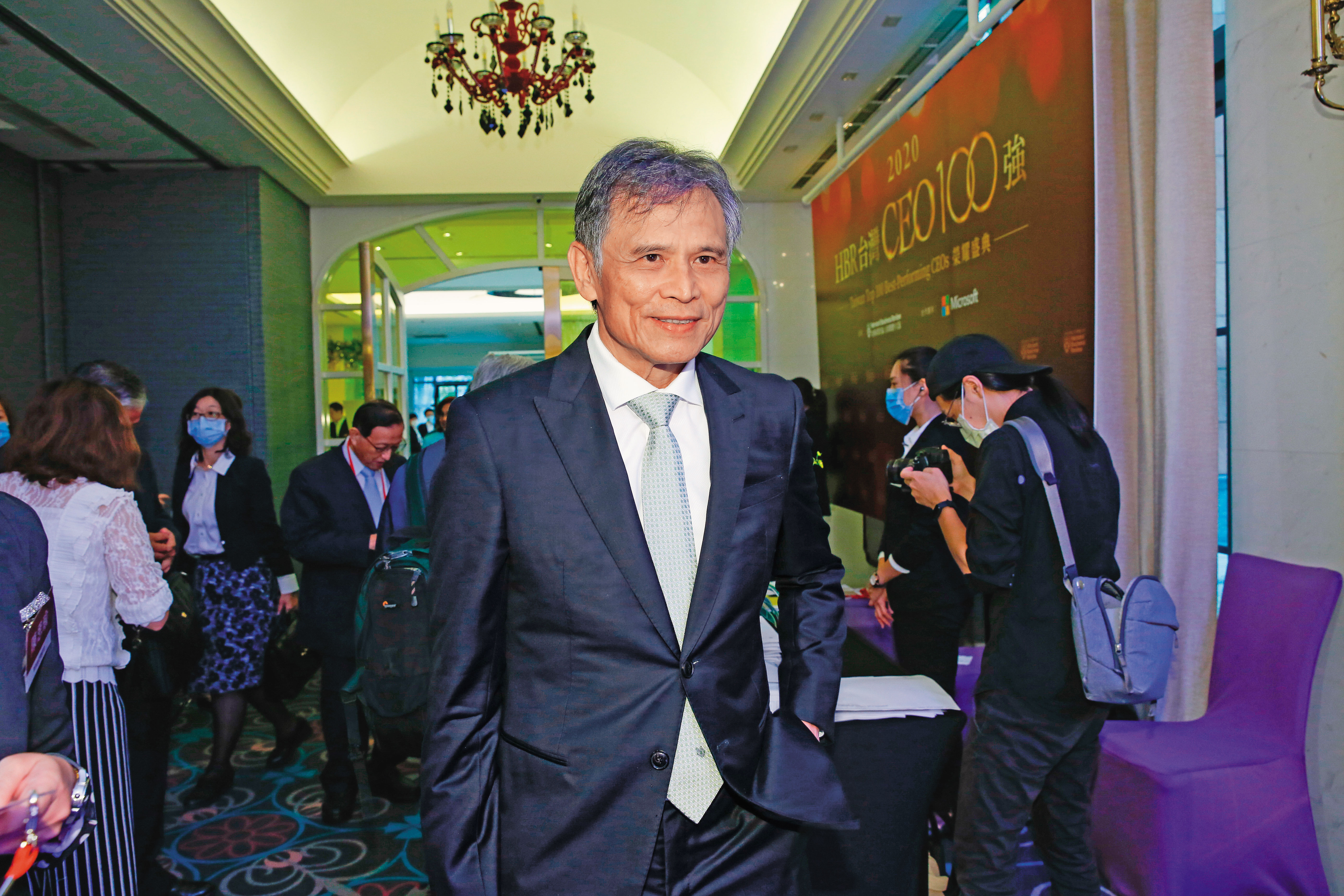 京城銀董座戴誠志退休，成為這次京城銀順利出售關鍵。