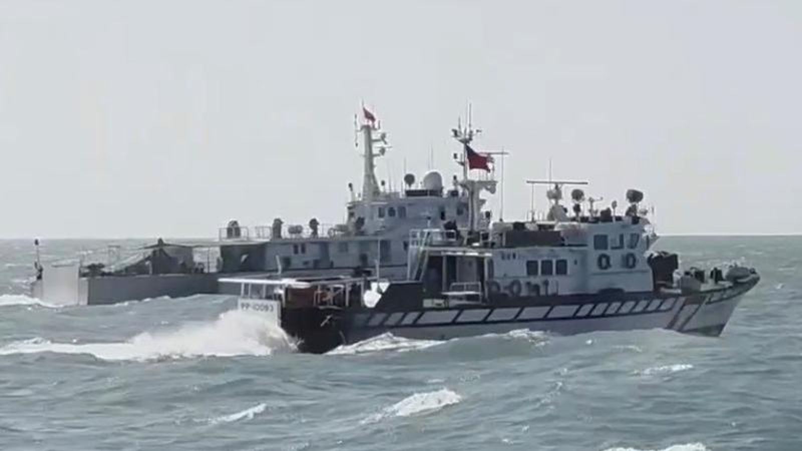 雙十前夕4中國海警船再擾金門!海巡「1對1」併航近迫 對峙2小時驅離