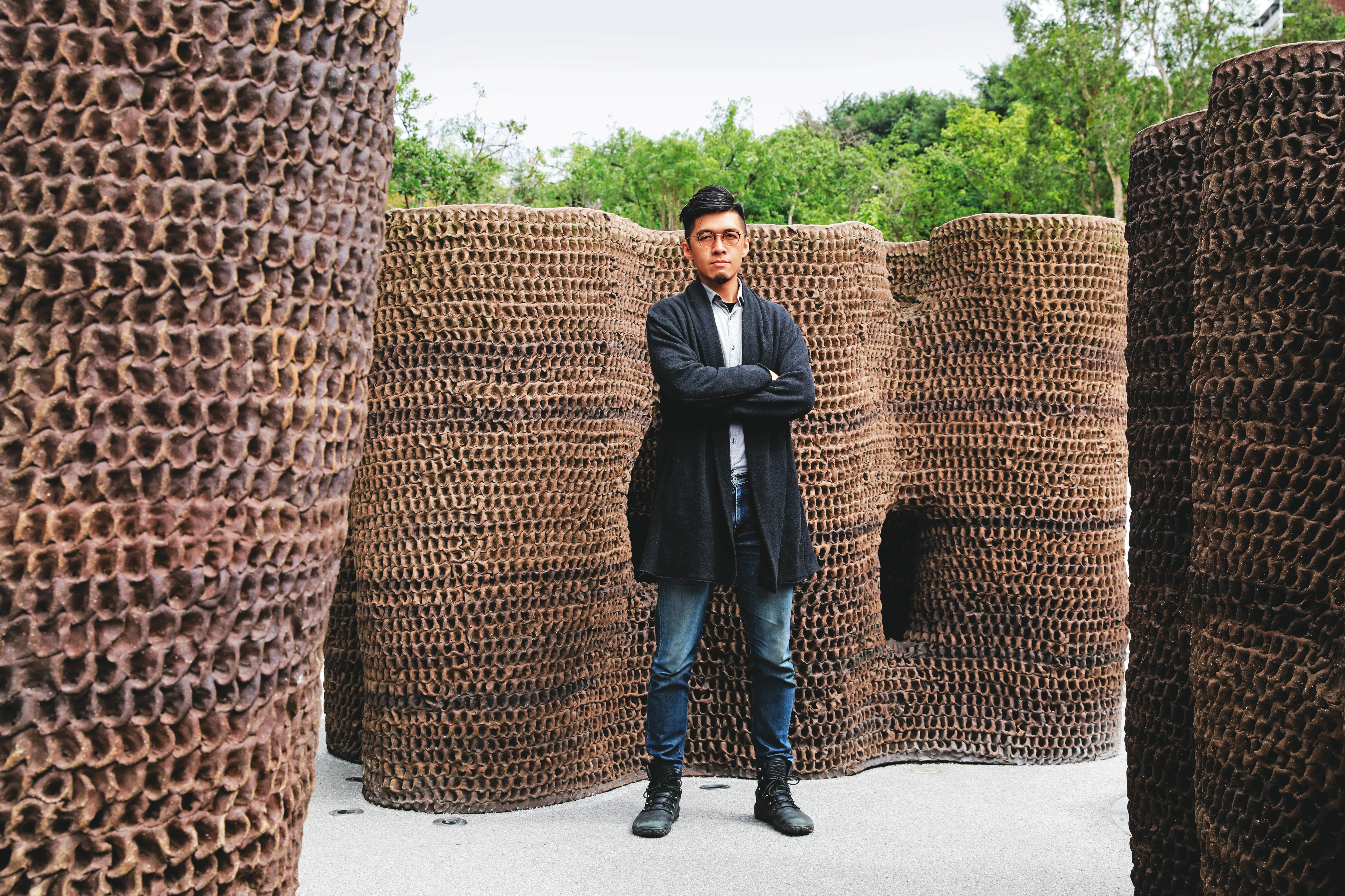 Roger主動提供方便採訪的店家，談及團隊從成立到送件，最困難的過程是找領銜人，因為可能有被高度或惡意檢視的風險。