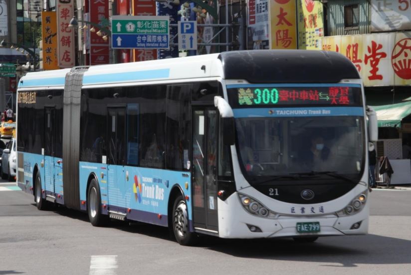 巨業客運300路公車（台灣大道300號）。（翻攝自中市府官網簡報）