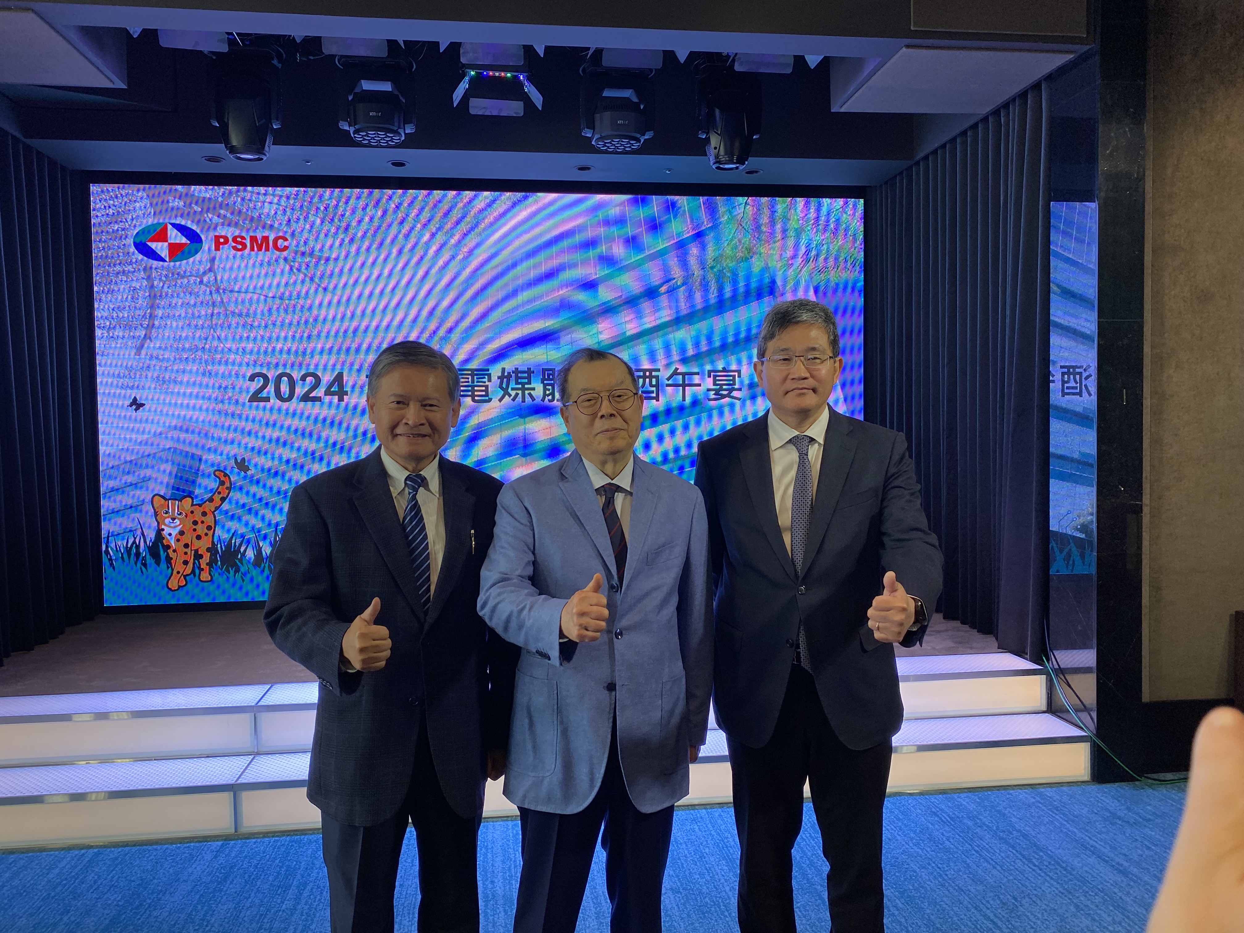 力積電（圖中為董事長黃崇仁）幫助印度建廠，背後推手是總統蔡英文。