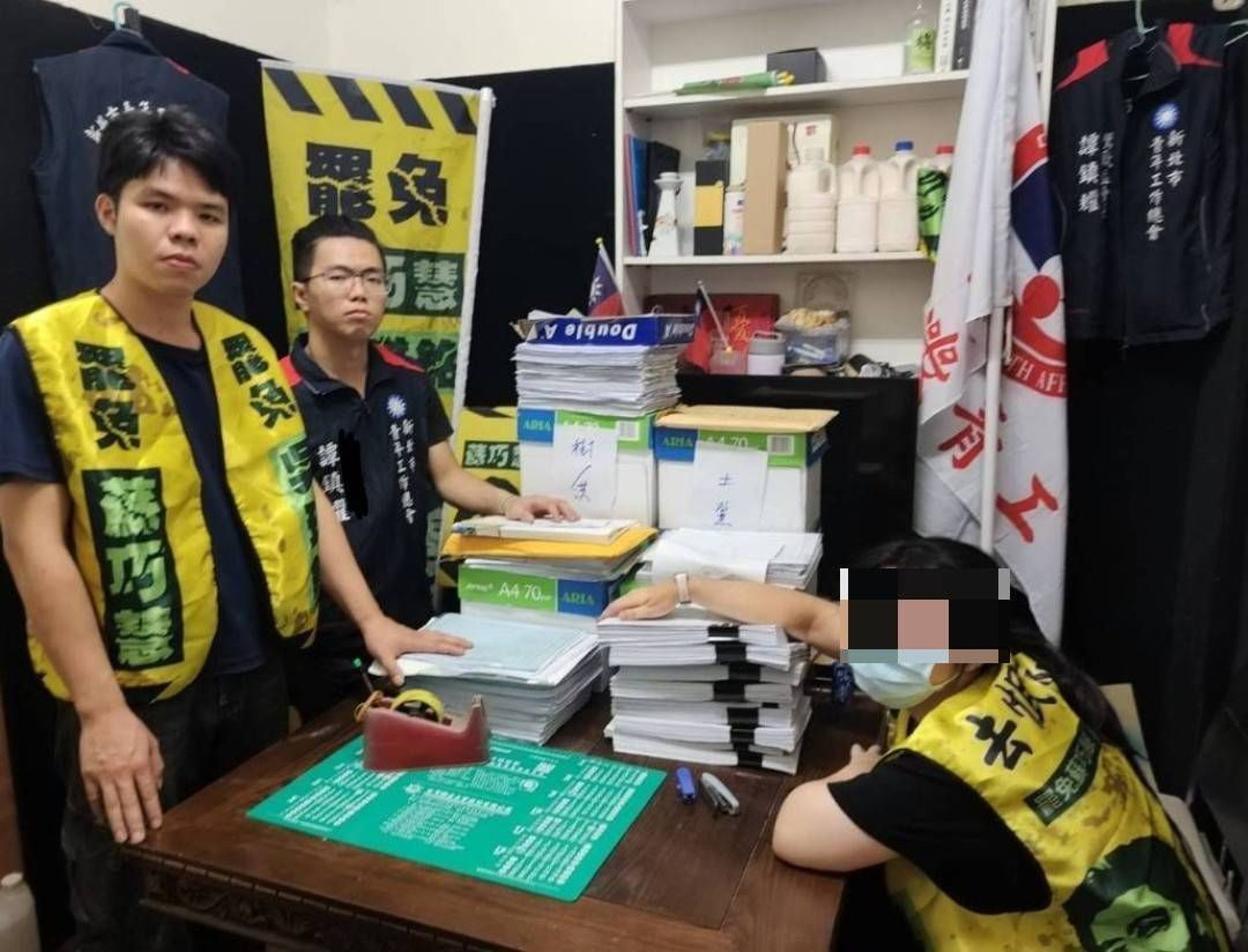 罷免蘇巧慧、吳琪銘的連署數量未達標,團隊宣告不會送件。(翻攝自臉書去怋除穢)