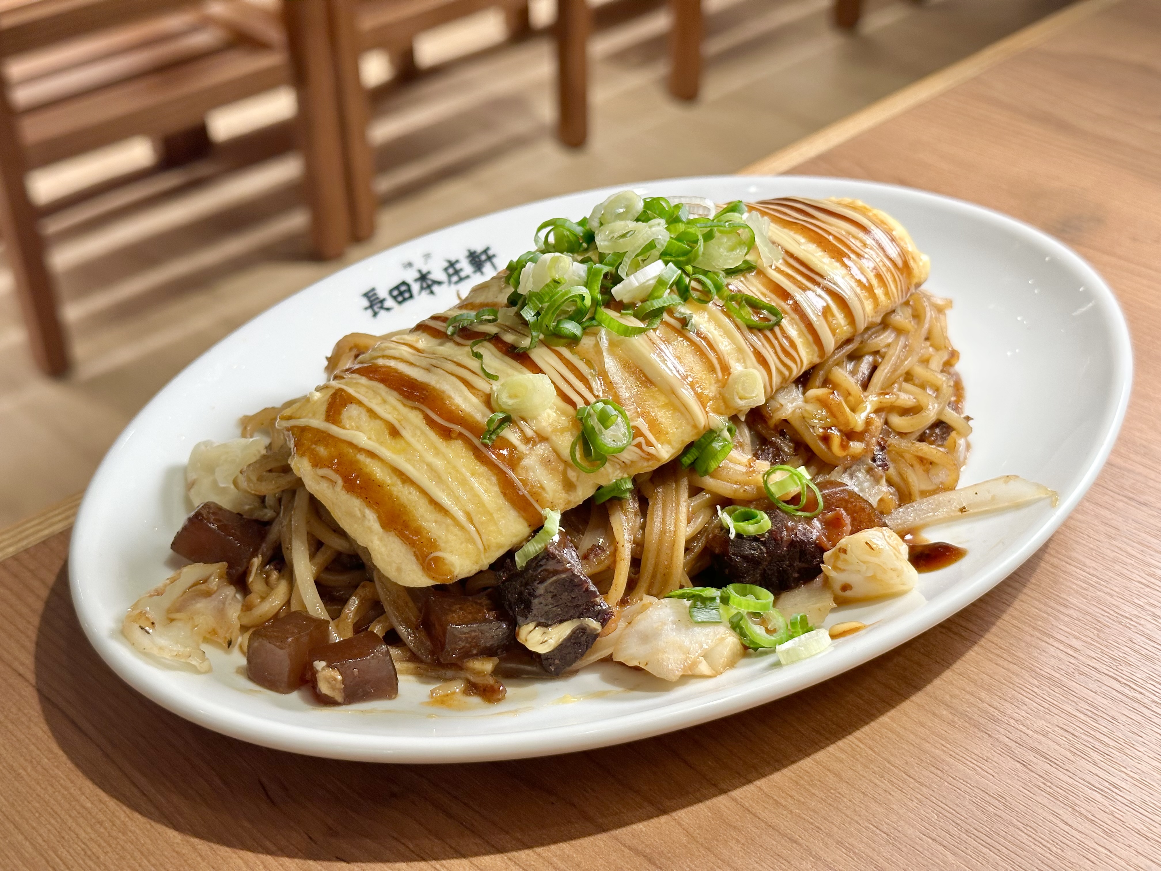 日本神戶炒麵名店「長田本庄軒」插旗台北信義區。