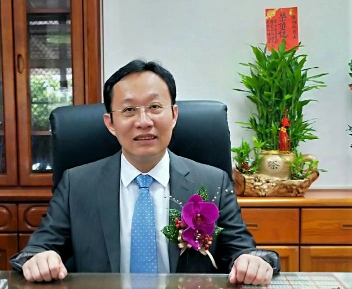 高雄市某高中校長陳屍在校長室。（翻攝自該學校網站）