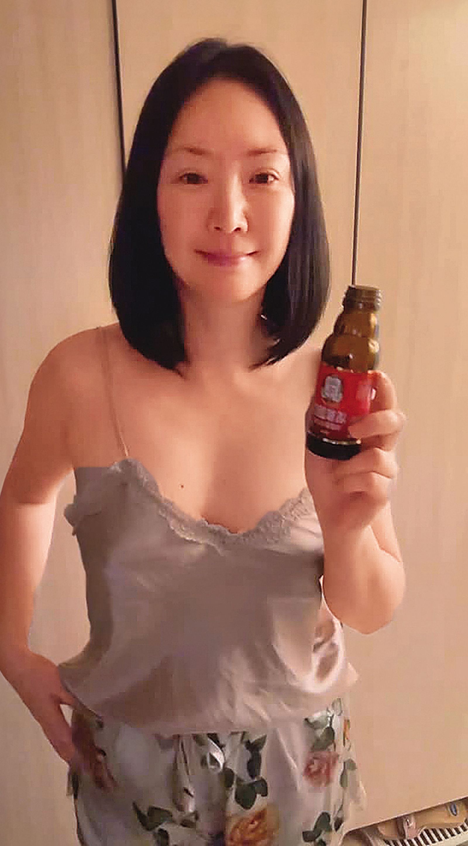 露奶賣吹風機大成功，王俐人繼而接下人蔘飲團購。（翻攝自王俐人臉書）
