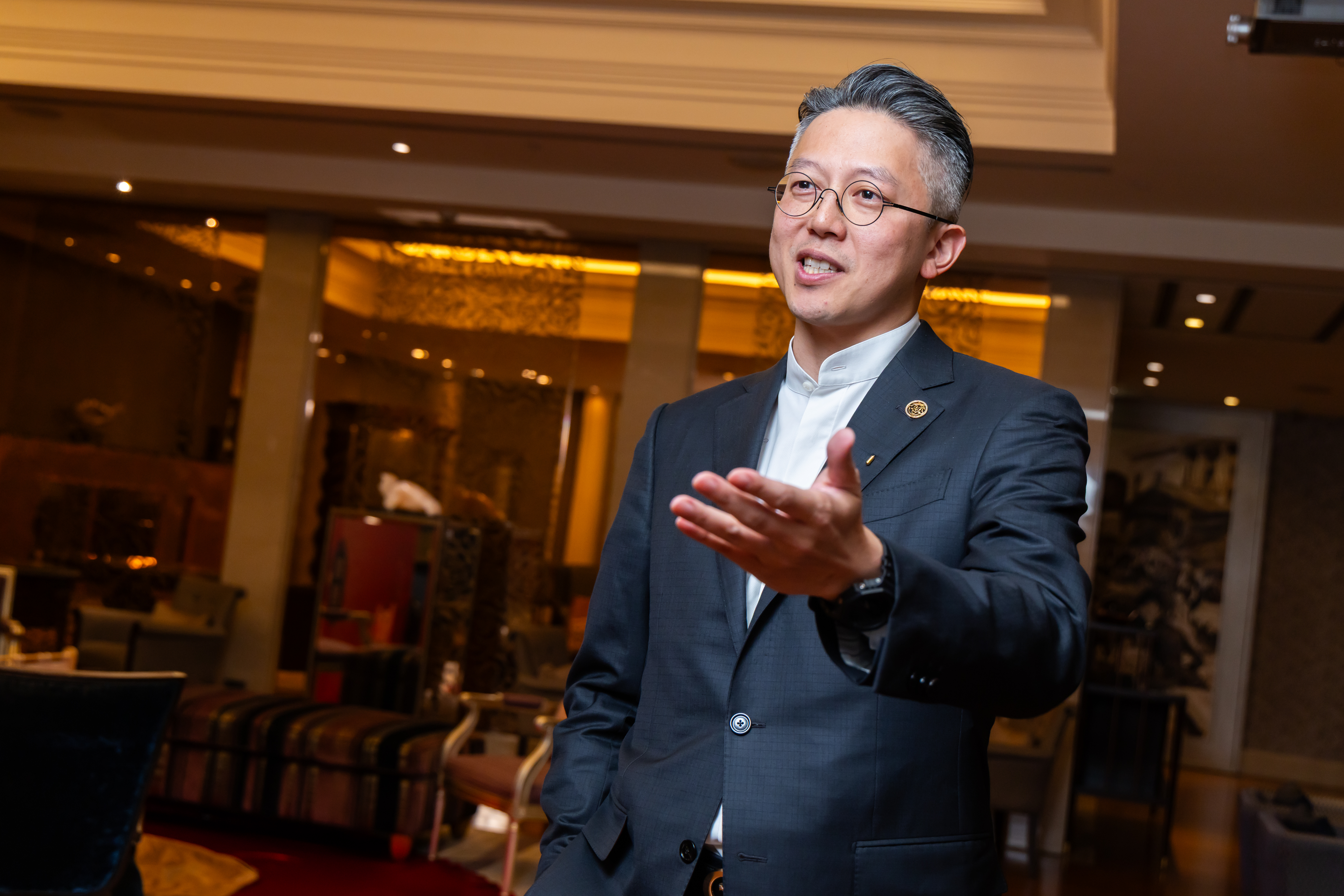 蔡紹中今天主動發出聲明，決定接受官股同額競選席次規劃下，讓原本可能激戰的董事改選，最後得以平順落幕。