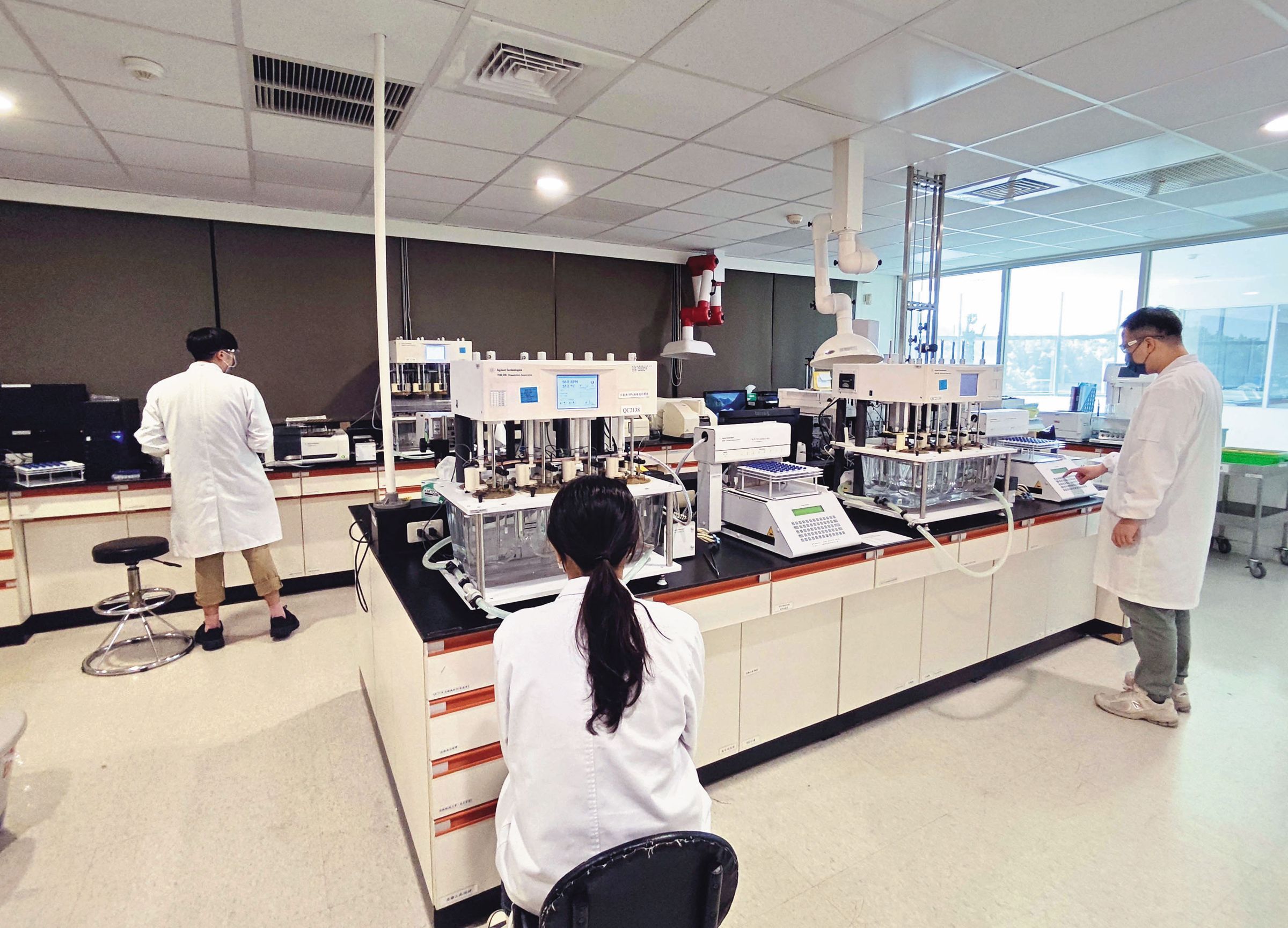 P4學名藥需要先進的產製技術,但研發成本較新成分新藥低且市場需求明確,屬於高附加價值的藥品。(友霖提供)