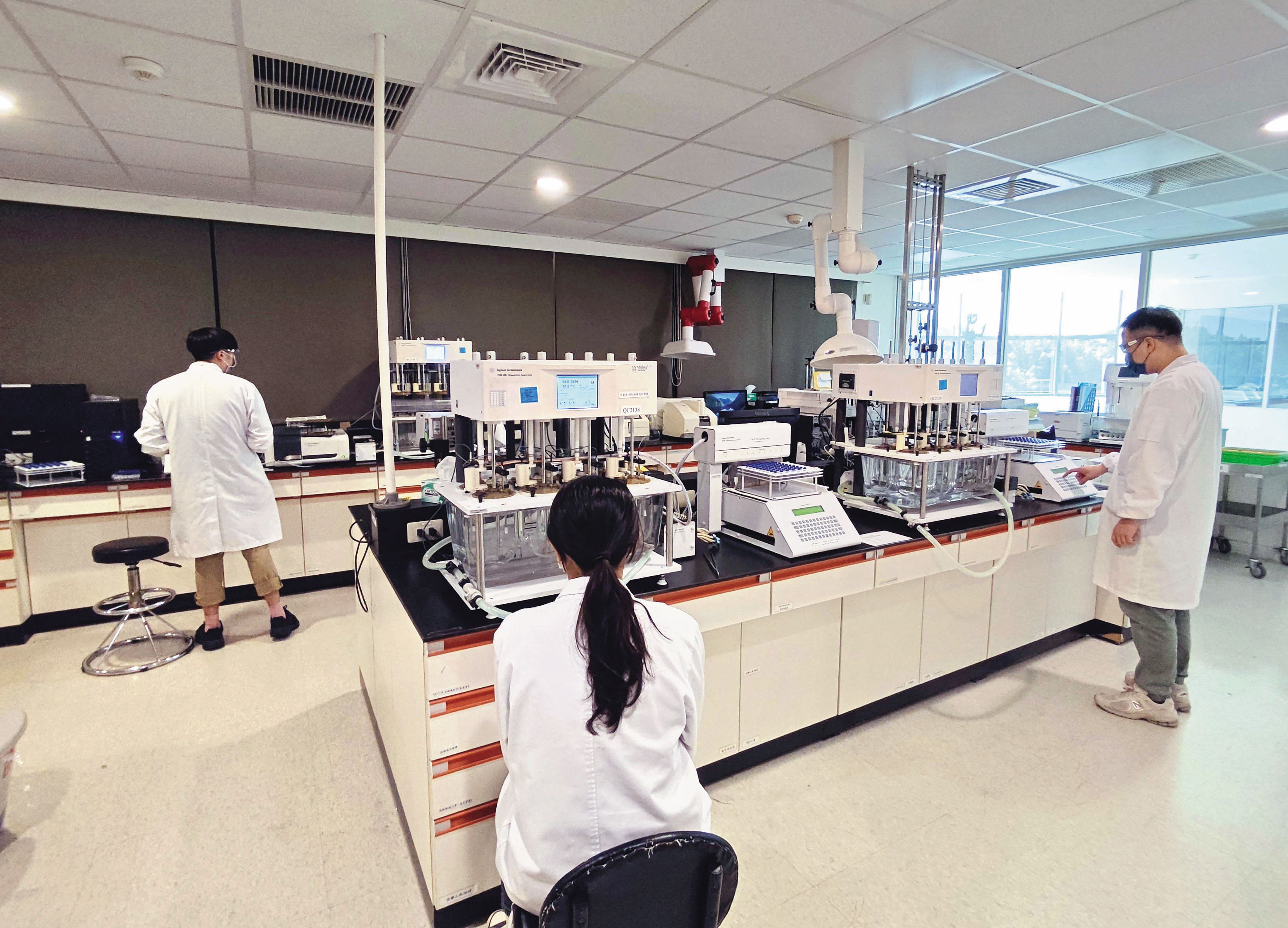 P4學名藥需要先進的產製技術，但研發成本較新成分新藥低且市場需求明確，屬於高附加價值的藥品。（友霖提供）