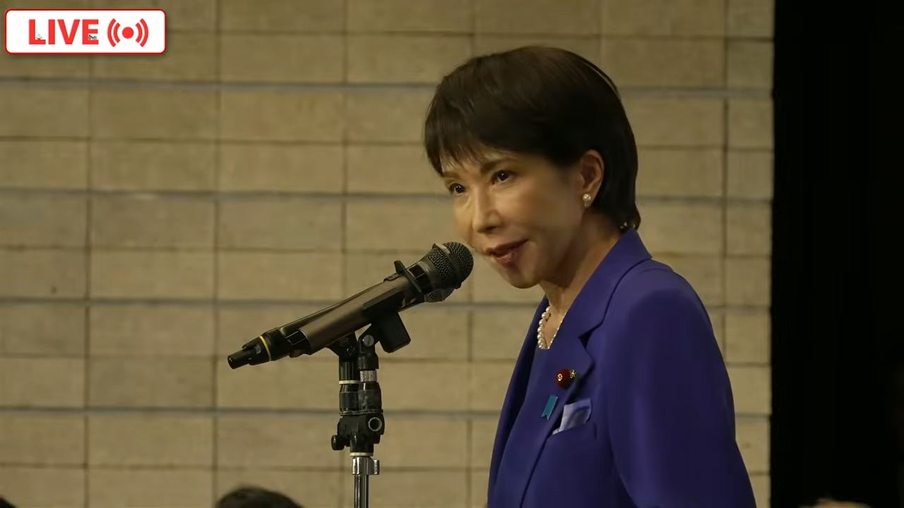 高市早苗擊敗小泉進次郎，當選自民黨總裁，料將成為日本首位女首相。（翻攝自日本自民黨YouTube）