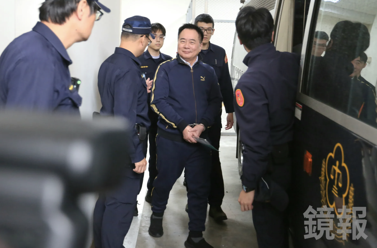 前立委蔡正元因三中案入獄服刑，近期於社群平台多次發文，除感謝多位政壇重量級人物探監，更特別致謝台中市長盧秀燕親自前往北監會面。（鏡報姜永年）