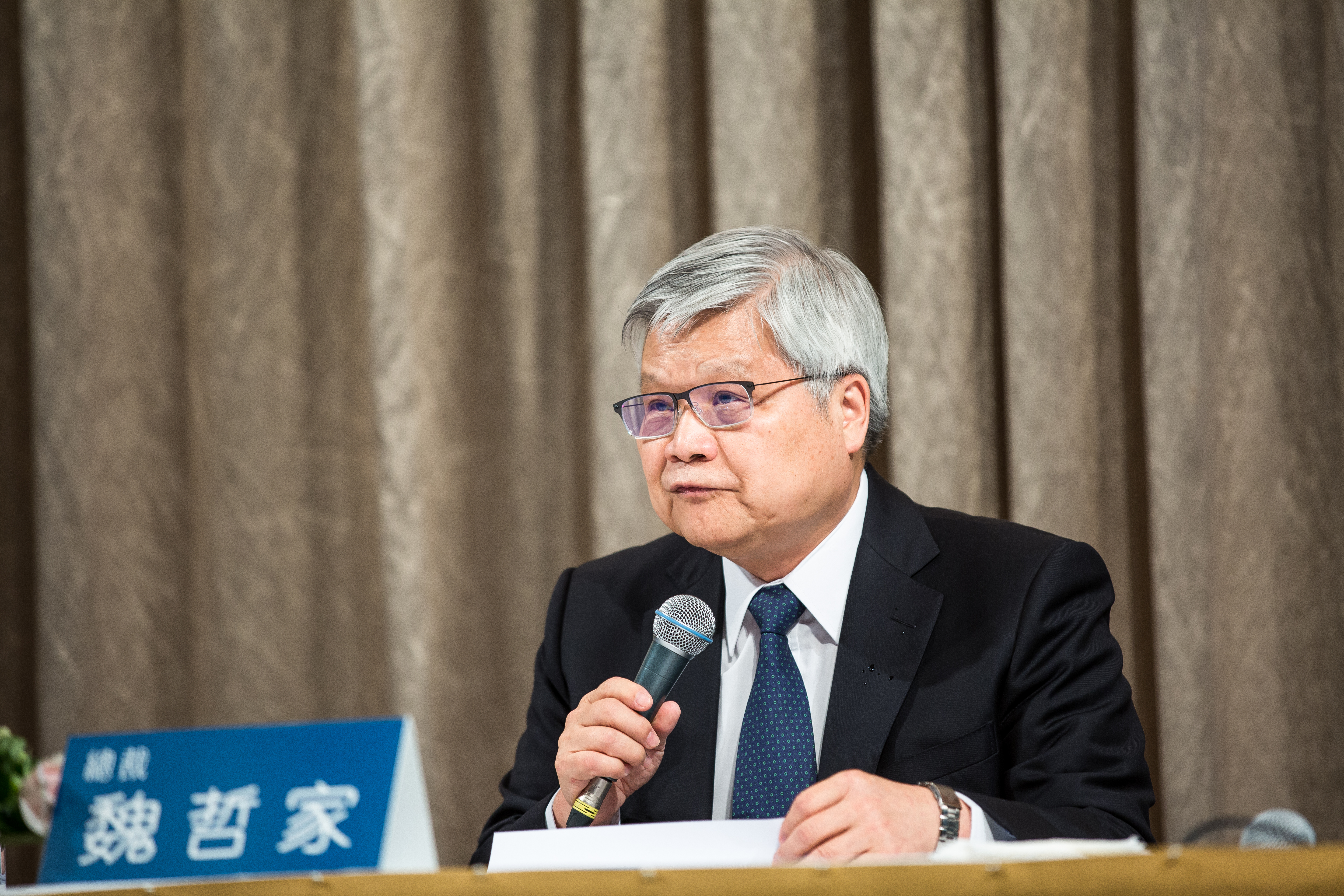 台積電董事長魏哲家表示，將在美國投資千億美元。（本刊資料照）