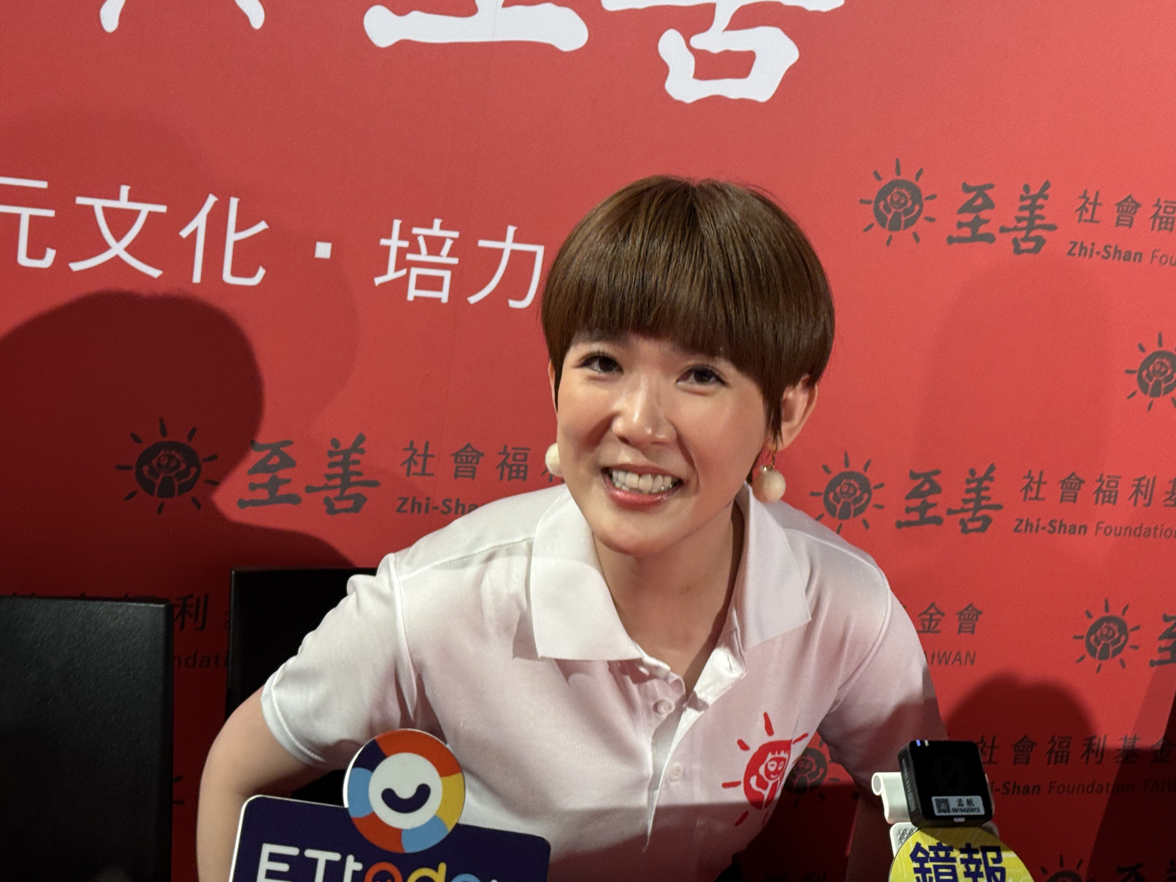 女星孫可芳今日分享自己認養了一個女兒。