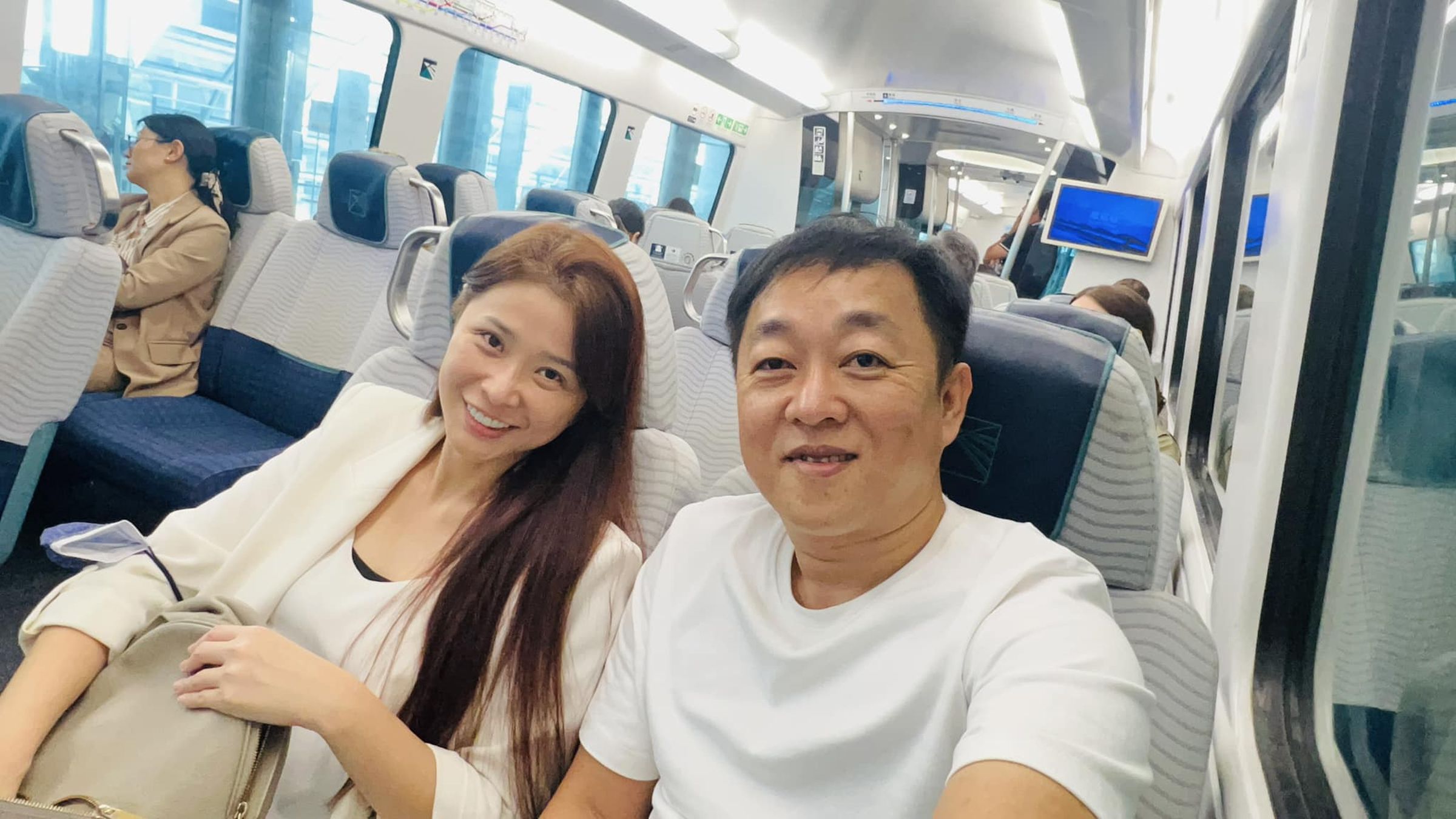 李燕和合夥人陳茂榮結婚近兩年。（翻攝臉書）