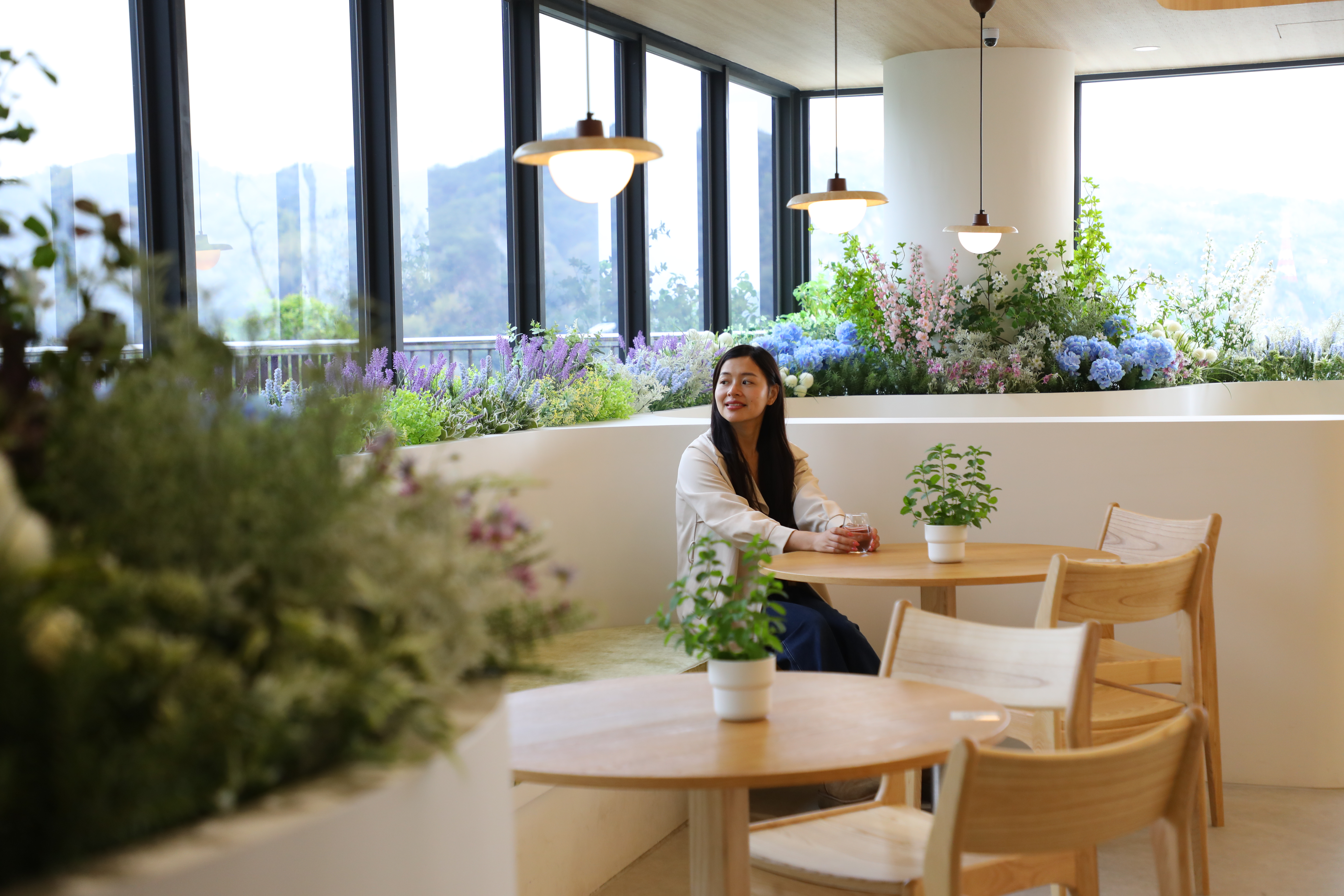 「Herbs Table香草餐桌」延續薰衣草森林料理特色，帶來各式香草入菜的健康西式料理。