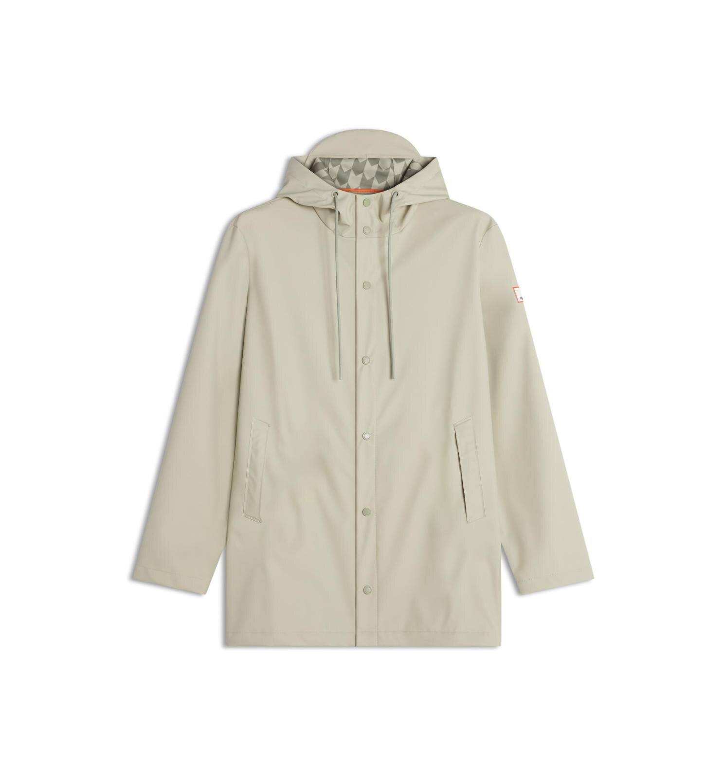 Maison Kitsune x HUNTER岩沙米防水外套。NT$8,800(onefifteen初衣食午提供)