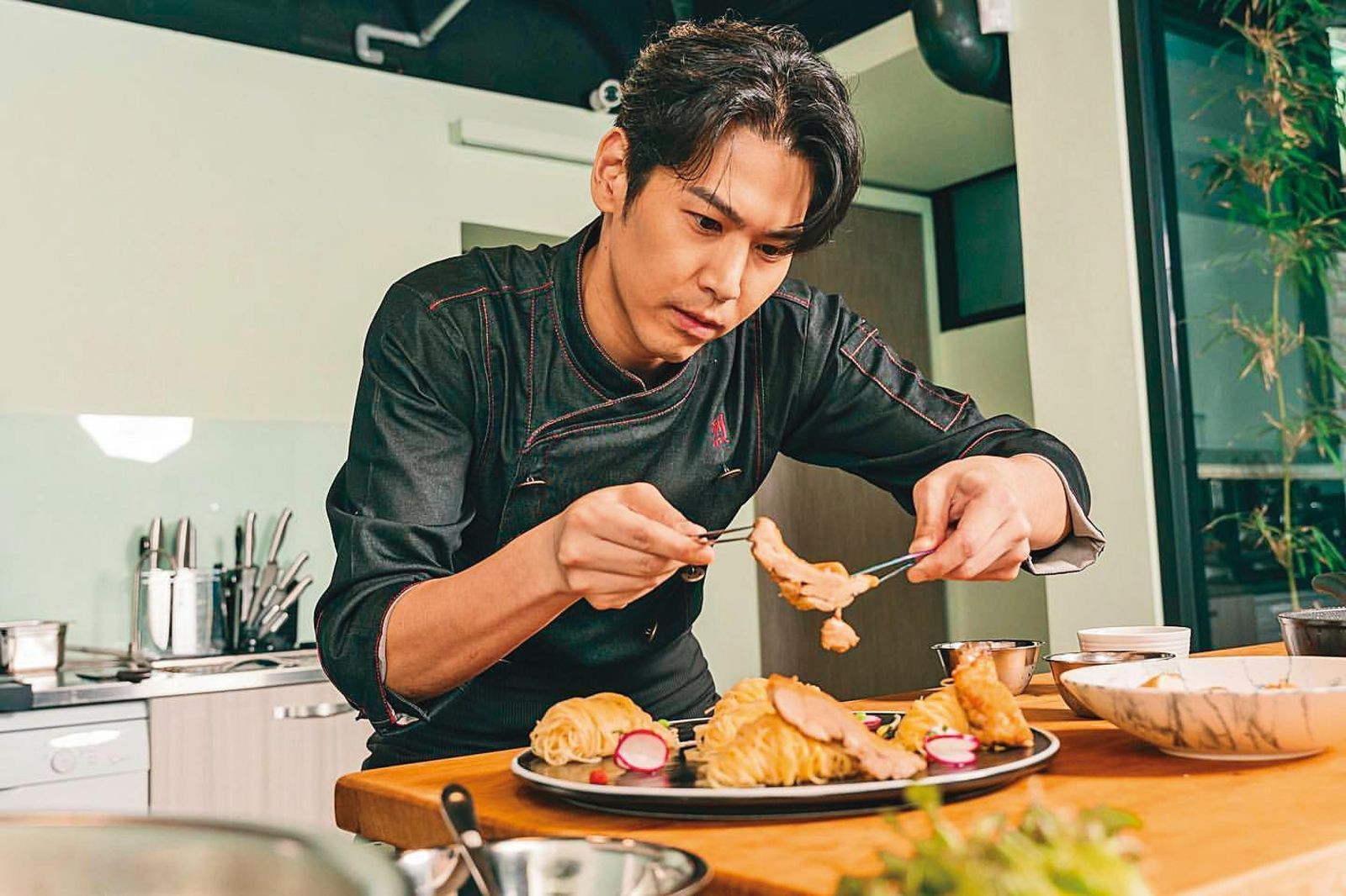 減脂料理爆紅不是偶然!陳德烈拿下中餐乙級證照自認藝人第一人