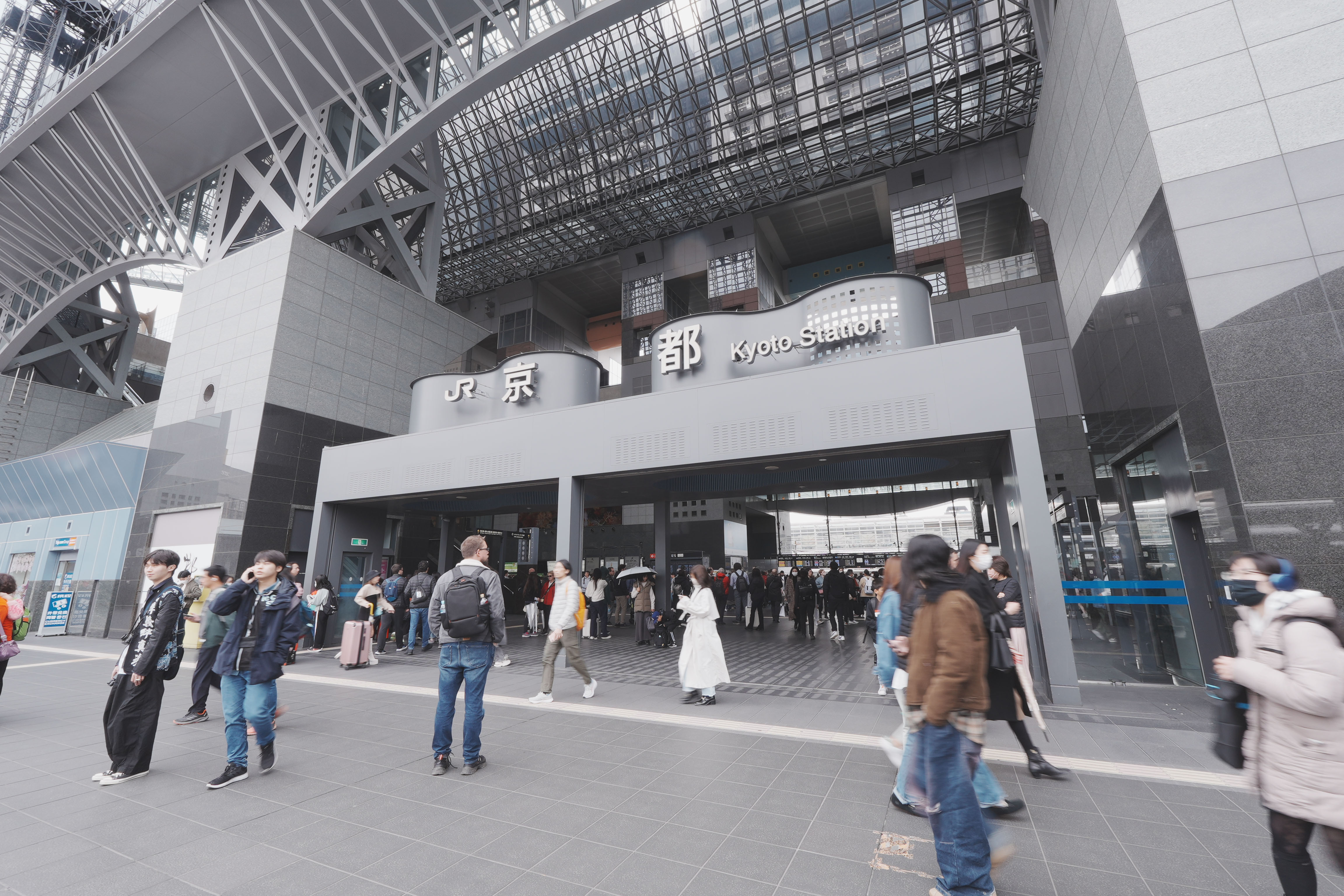 JR京都車站疑似有「不明爆裂物」，所幸只是虛驚一場，但仍造成電車一度停駛。（示意圖，本刊資料照）