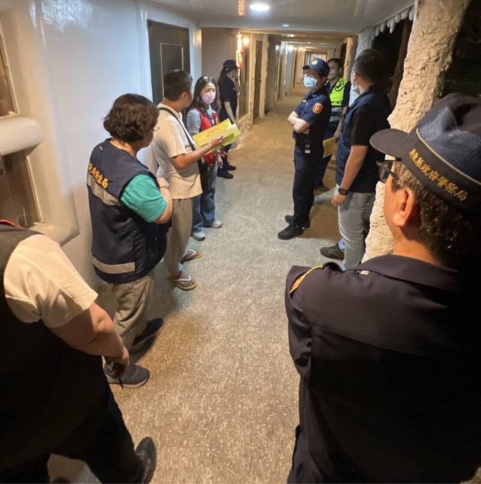 屏東縣府持續進行旅宿業的房價稽查行動,防止業者趁機哄抬房價。(屏東縣政府提供)