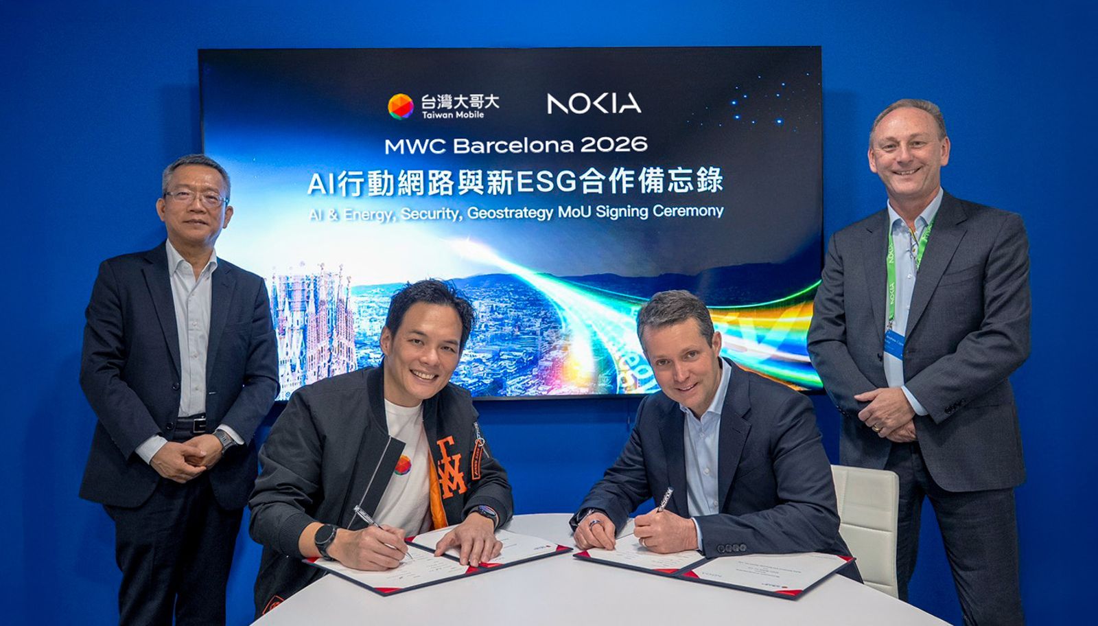 台灣大與諾基亞簽署「AI 行動網路與新ESG合作備忘錄」。(業者提供)