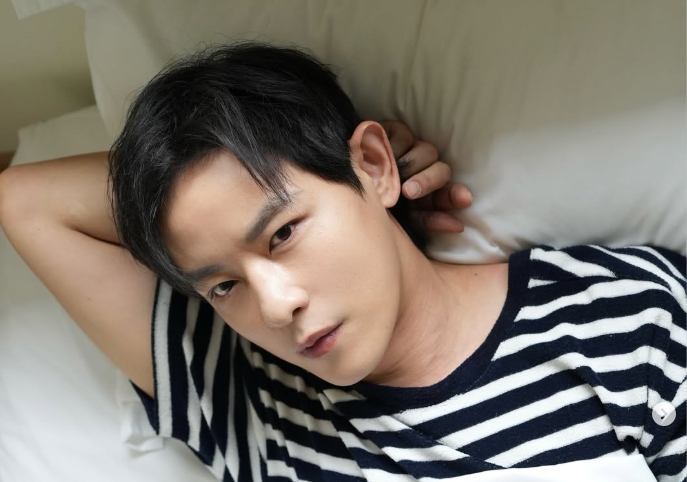 王子陷不倫戀風暴，敖犬PO業配引網砲轟。（翻攝自敖犬IG）