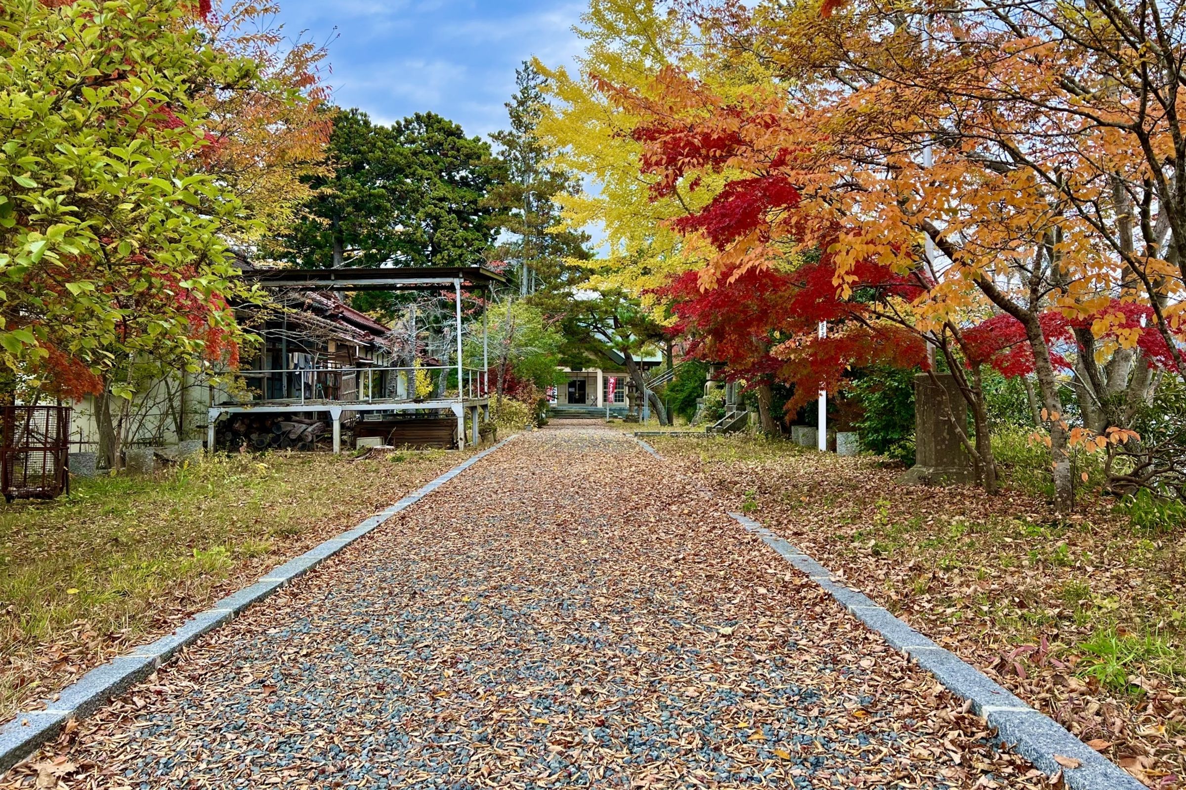 宮城縣氣仙沼市的神社日前上演活春宮,遭目擊民眾報警。(示意圖,PhotoAC)
